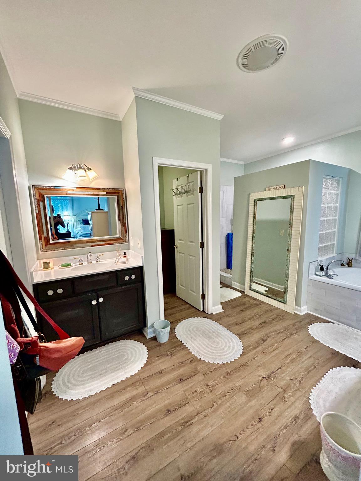 15 BURRWOOD COURT