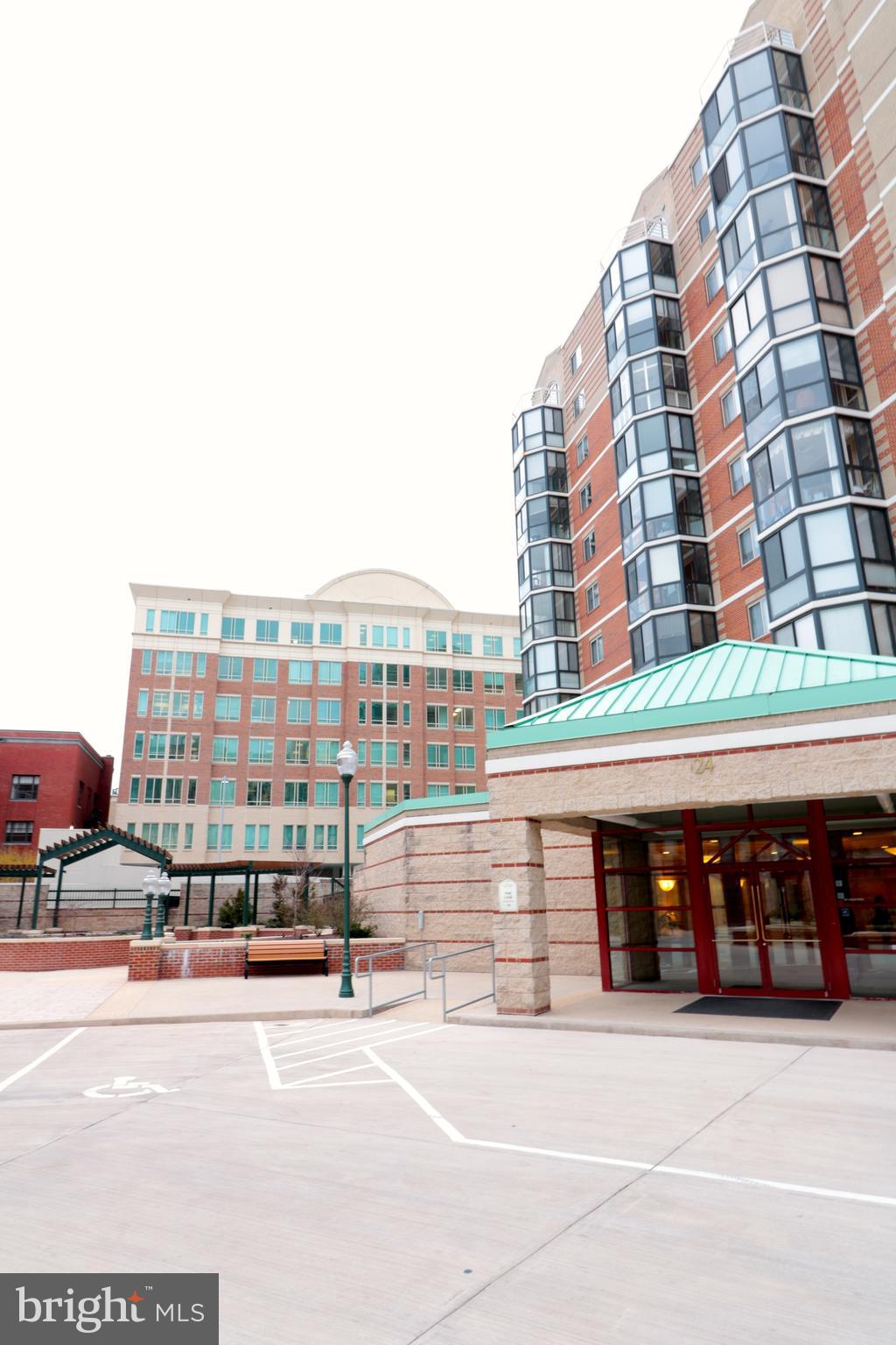 THE VICTORIA CODM - Residential Lease