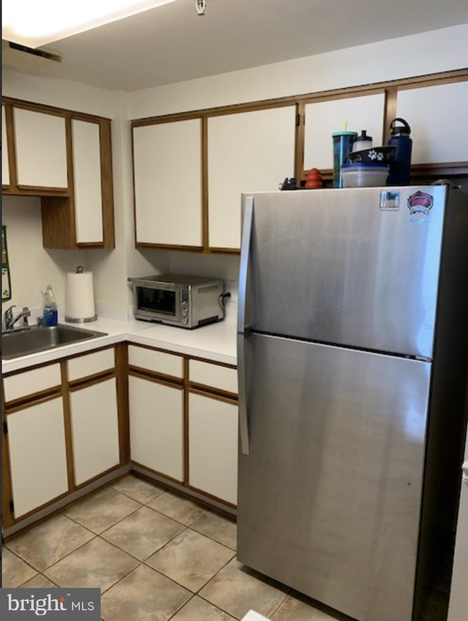 THE VICTORIA CODM - Residential Lease