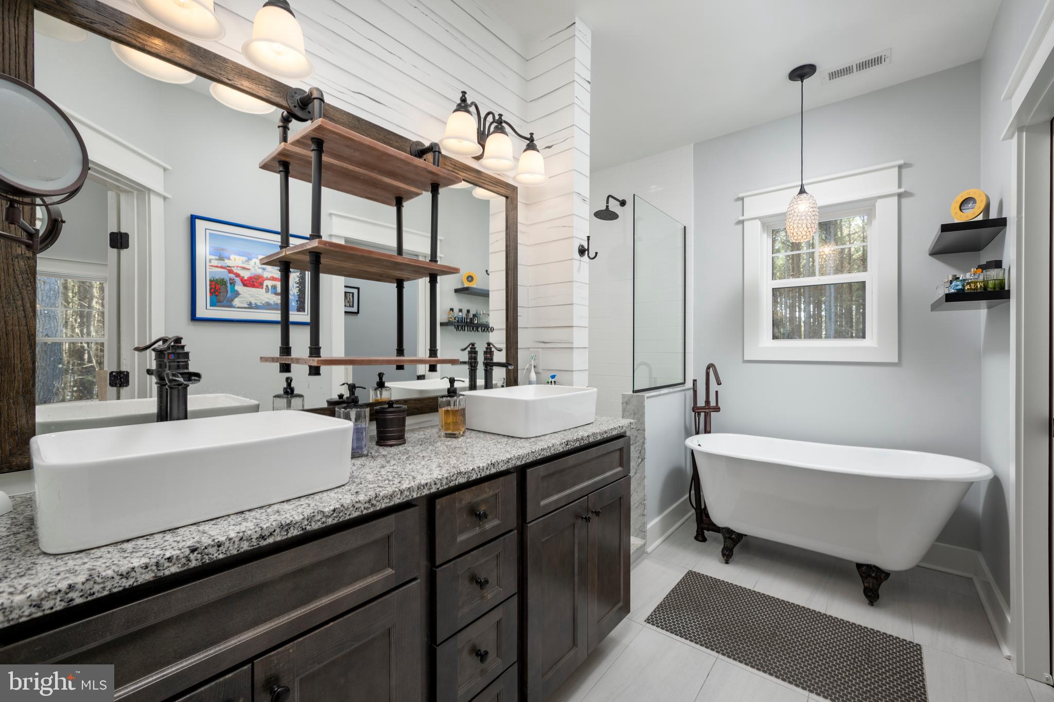 OAK CREST POND - Residential