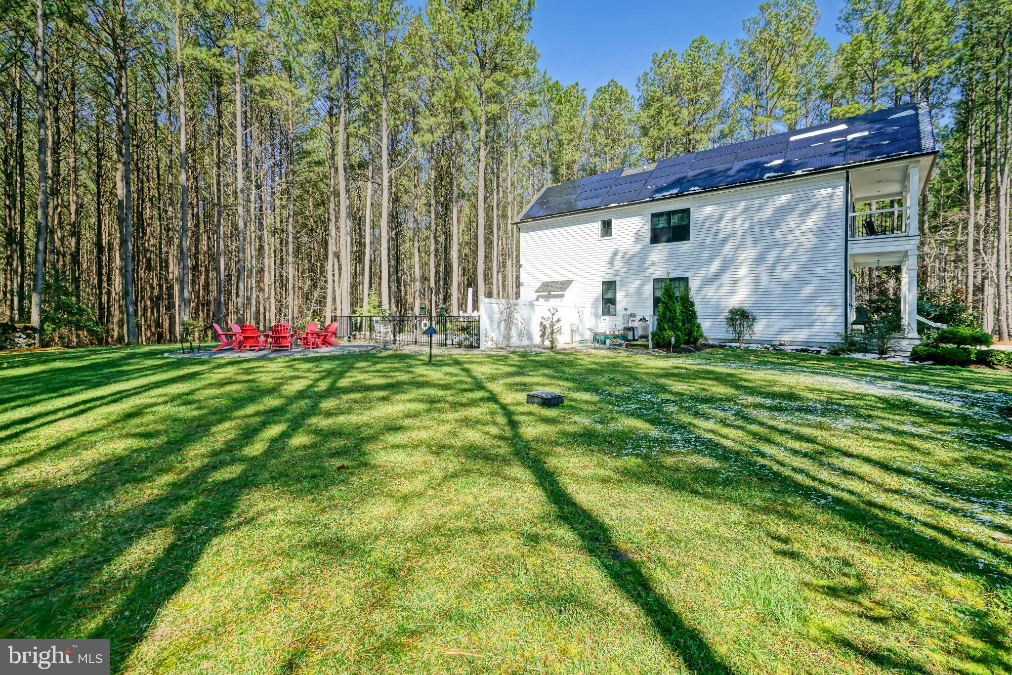 OAK CREST POND - Residential