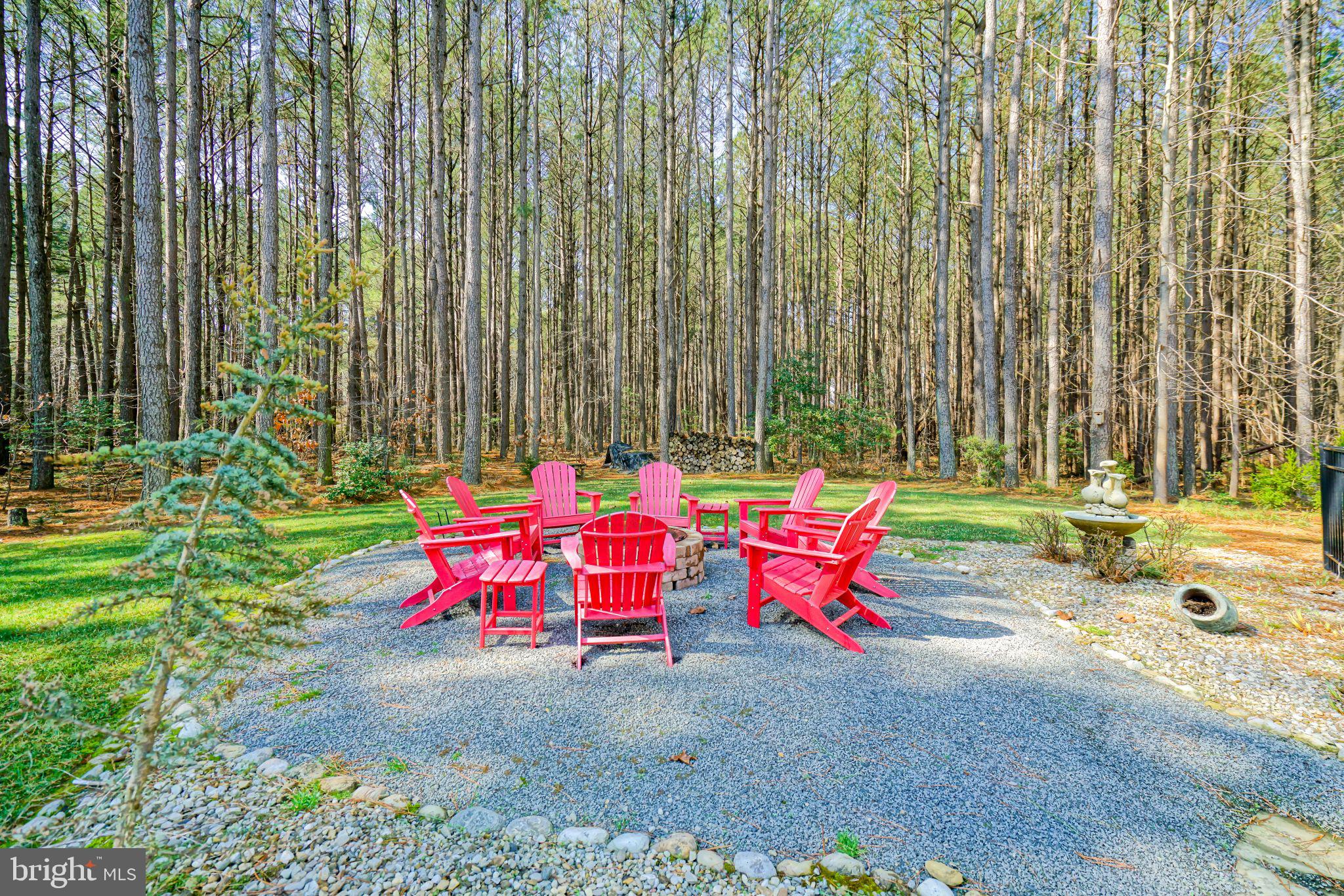 OAK CREST POND - Residential