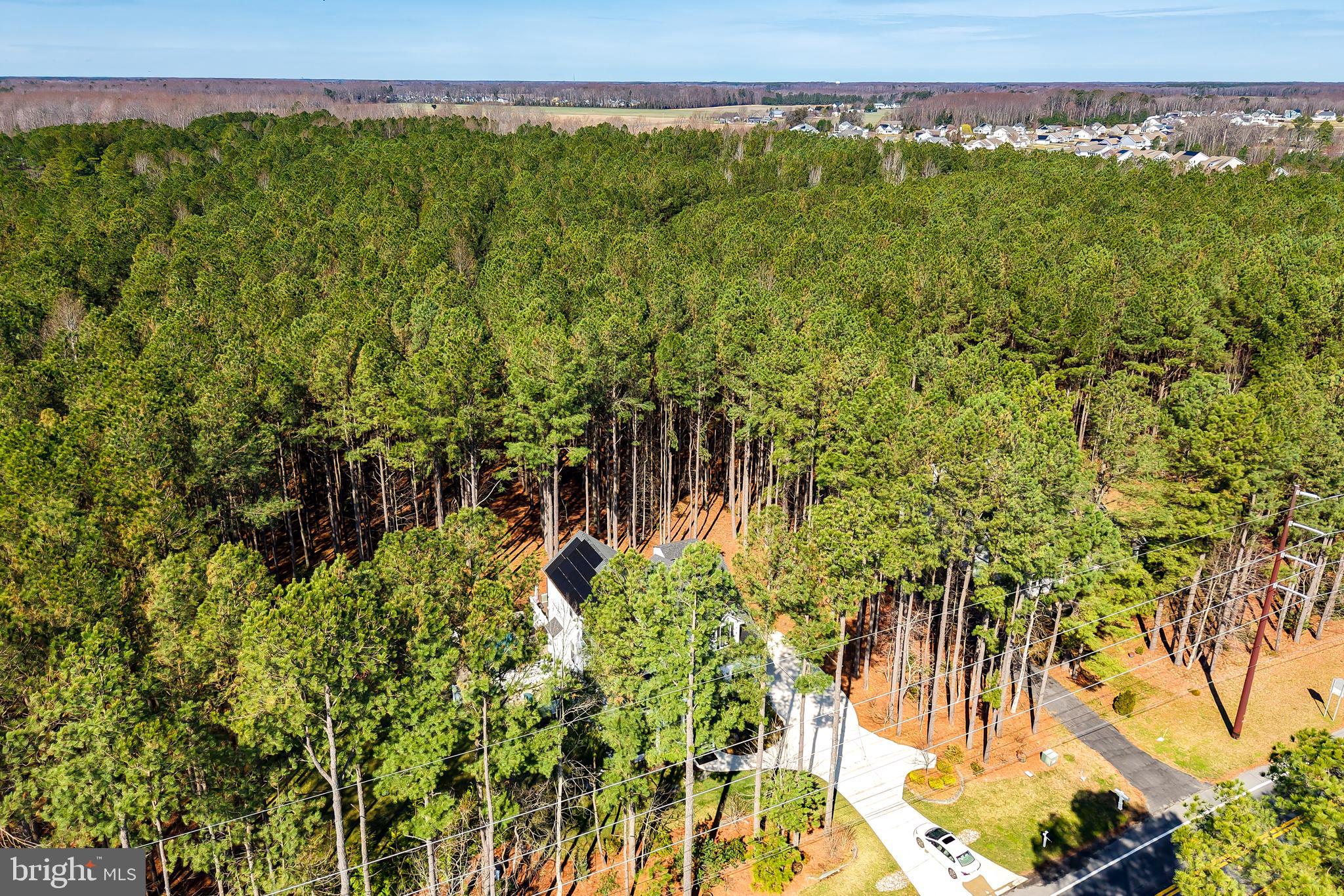 OAK CREST POND - Residential
