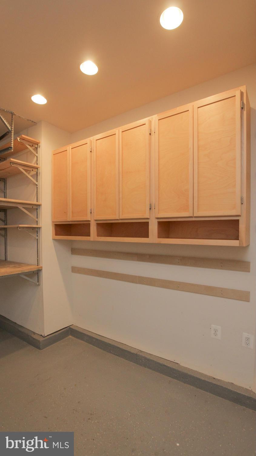 CONDOMINIUMS AT KIRKPATR - Residential