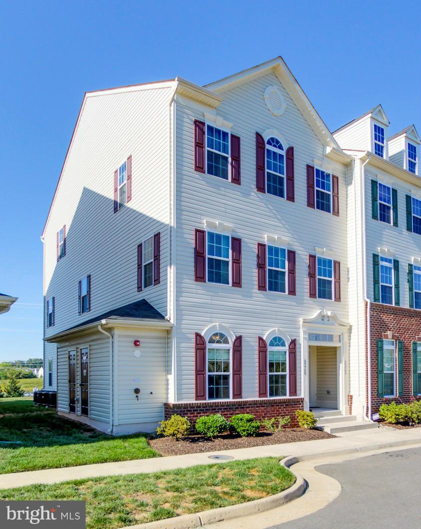 CONDOMINIUMS AT KIRKPATR - Residential