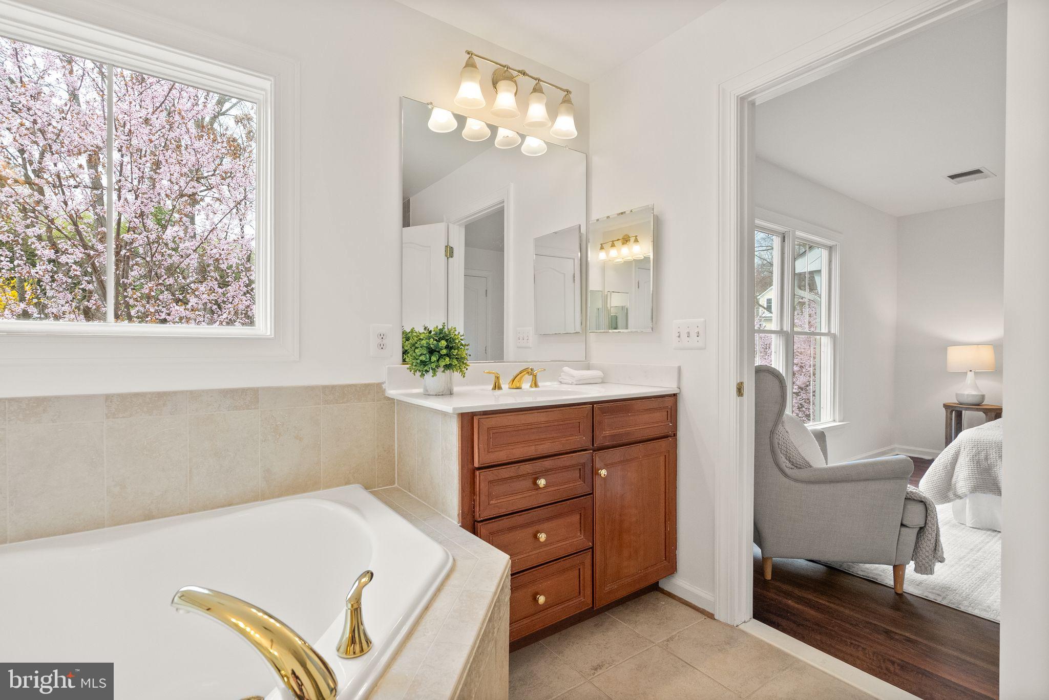 OCCOQUAN REACH - Residential