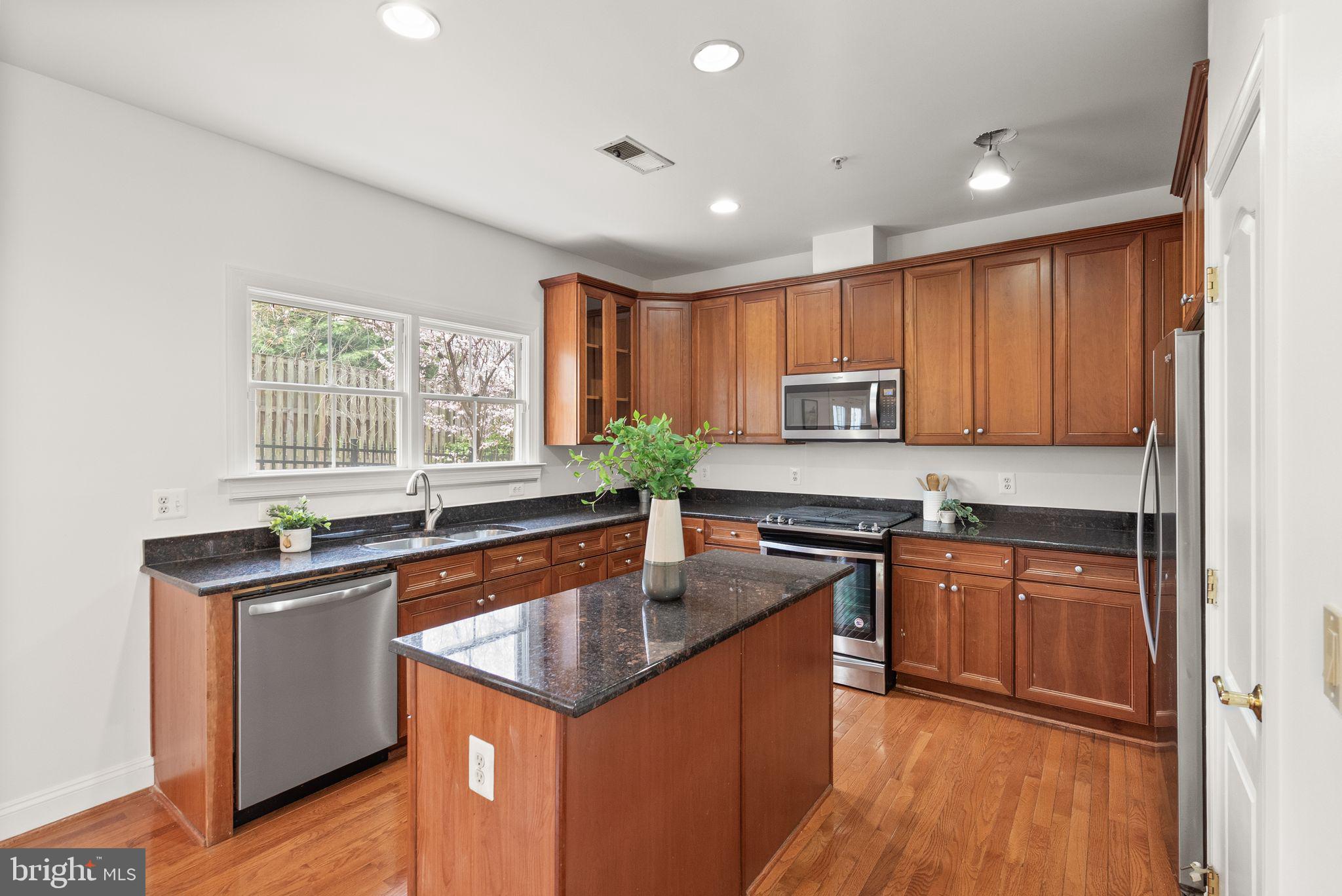 OCCOQUAN REACH - Residential