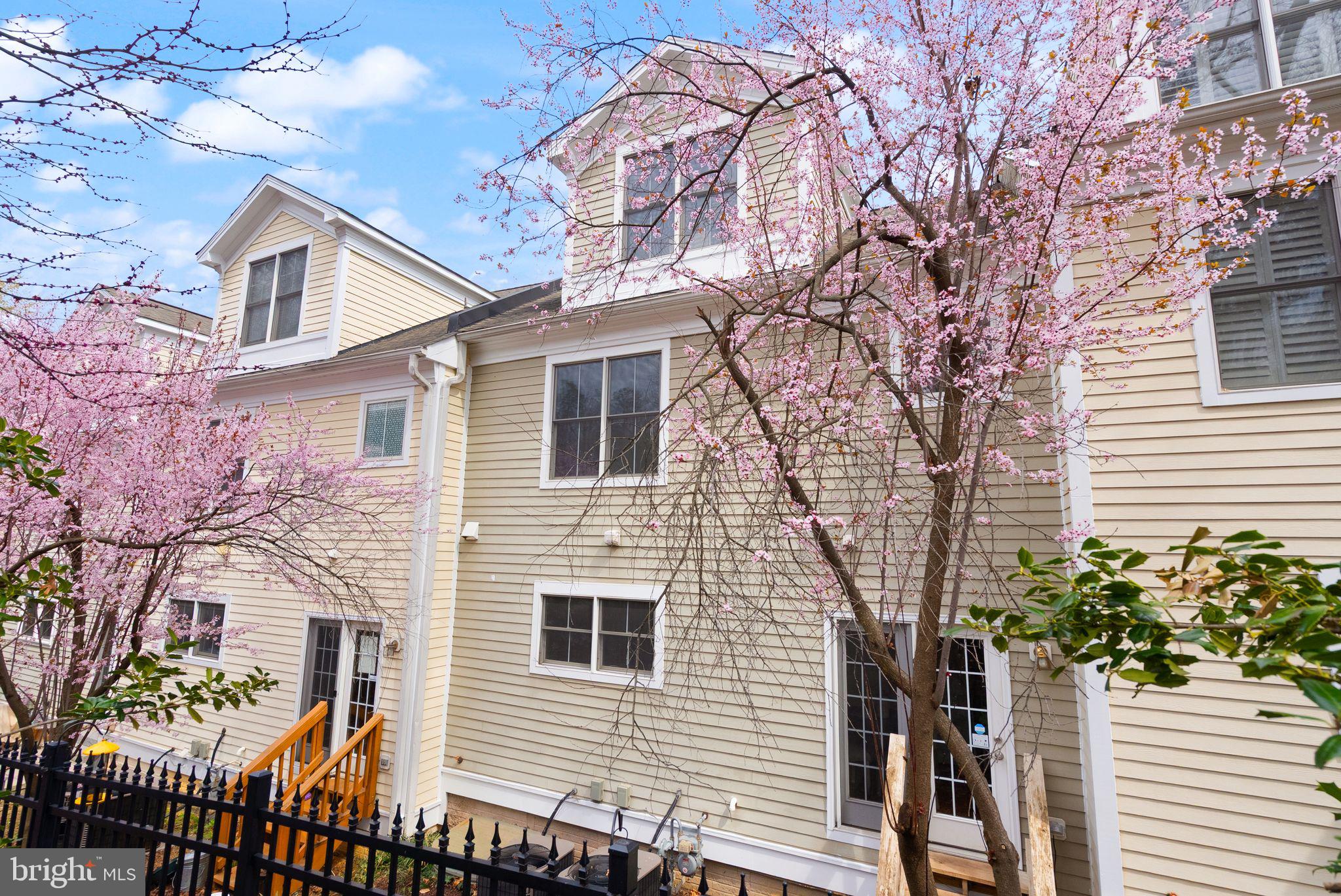 OCCOQUAN REACH - Residential