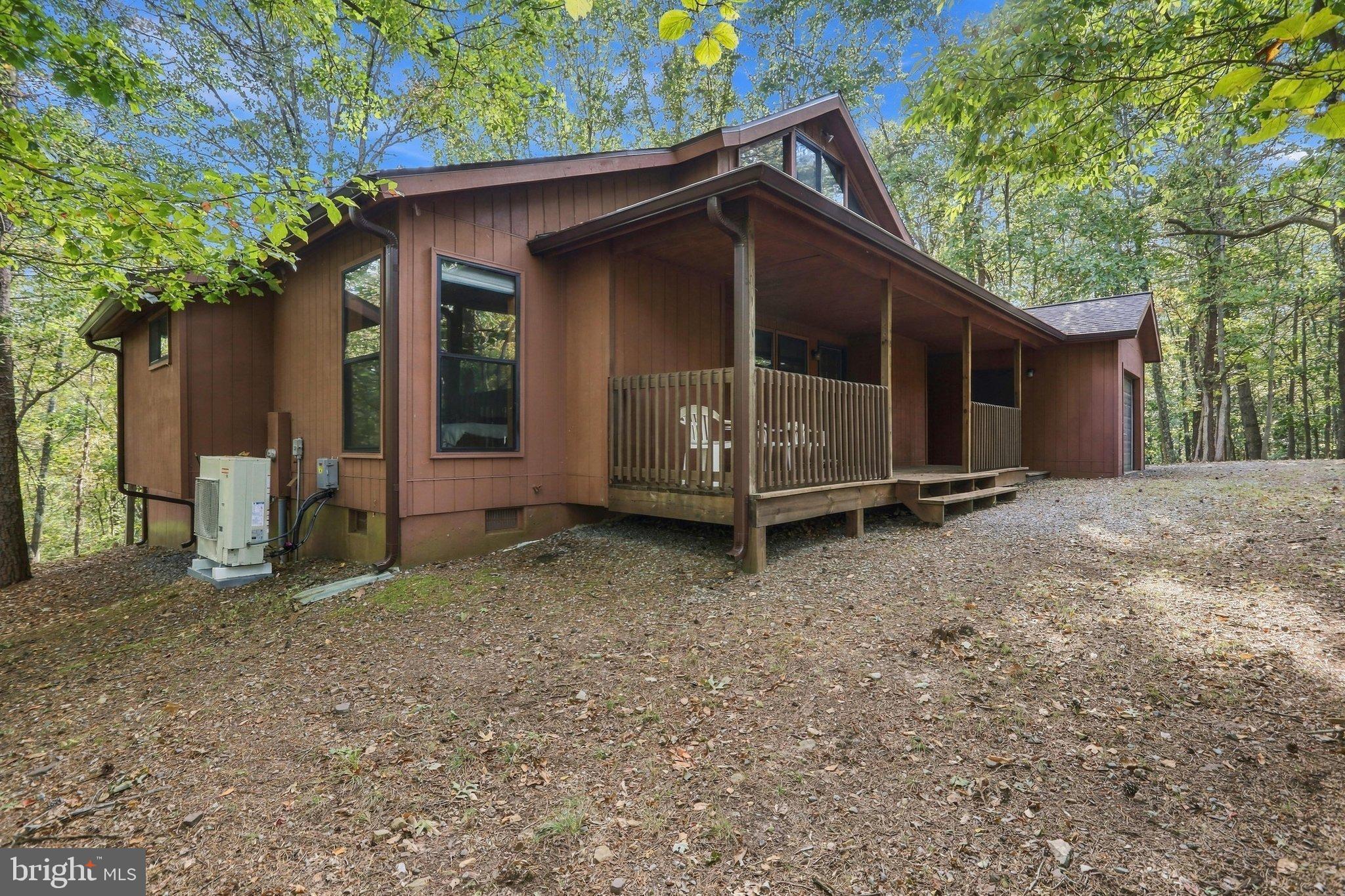 1333 MOUNTAIN LAKE ROAD
