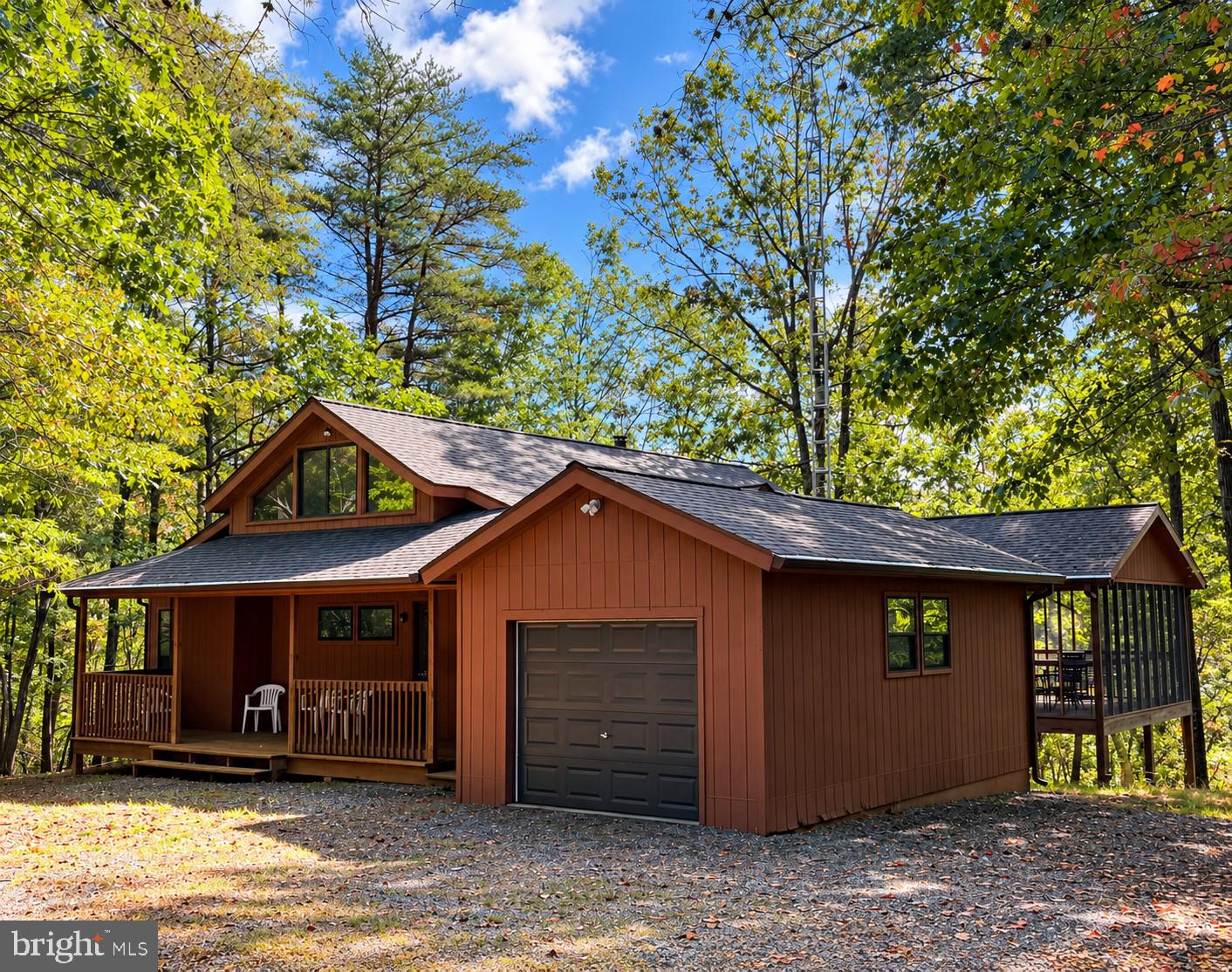 1333 MOUNTAIN LAKE ROAD