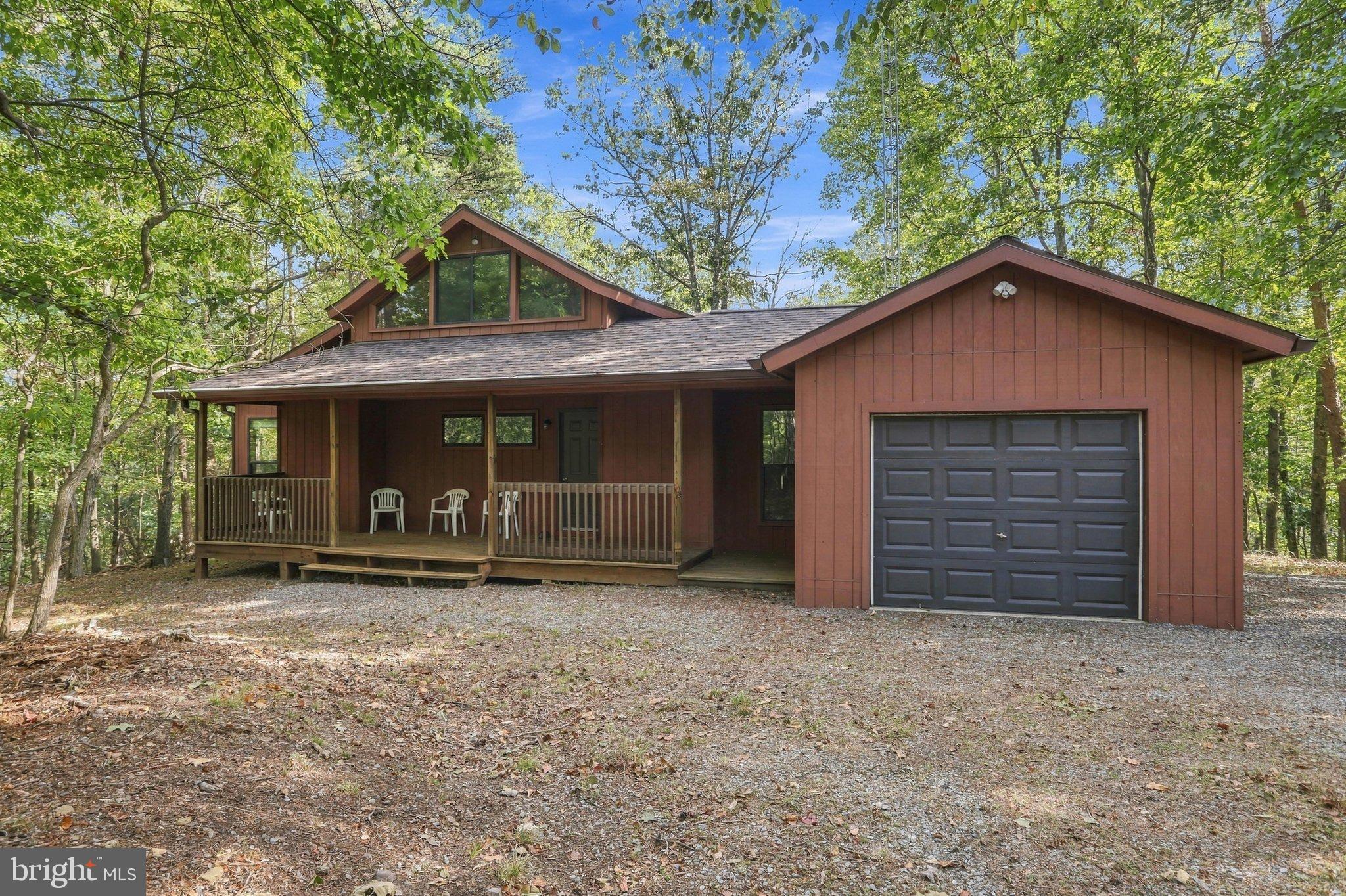 1333 MOUNTAIN LAKE ROAD