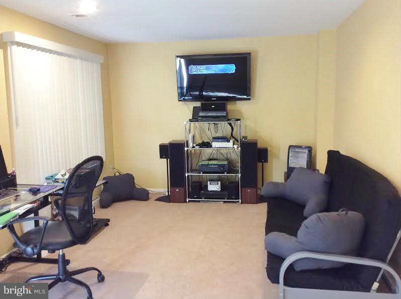 LIFESTYLE AT SULLY STATION - Residential Lease