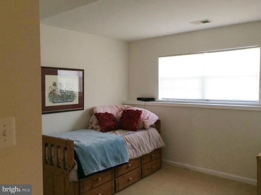 LIFESTYLE AT SULLY STATION - Residential Lease