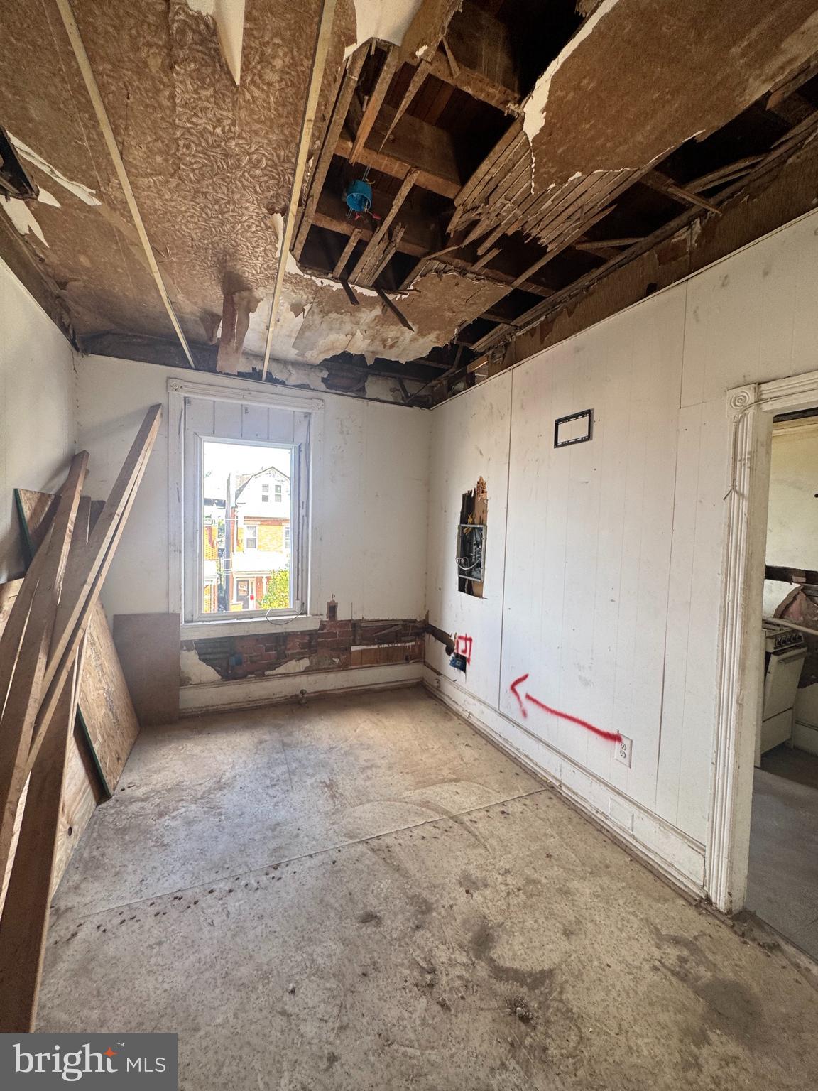 FRANKFORD - Commercial Sale