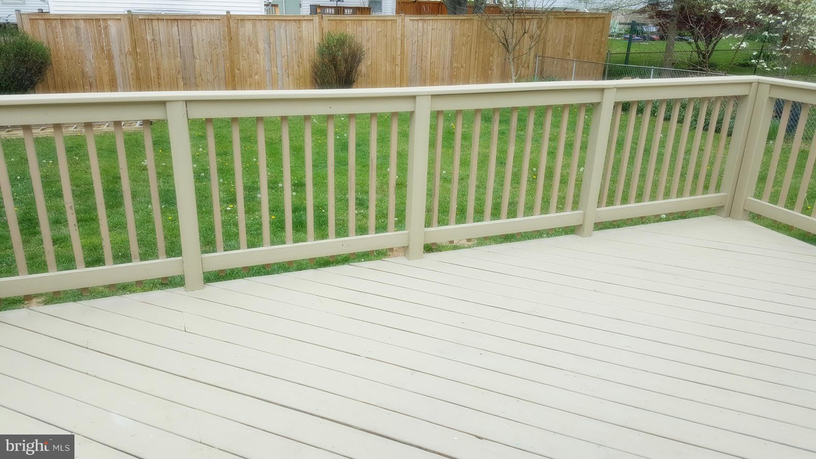 WEST LAWN - Residential