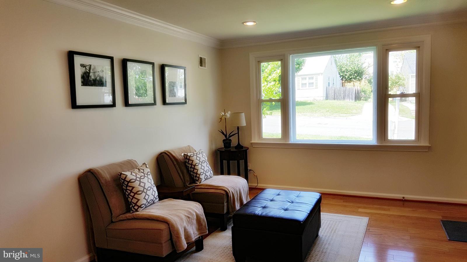 WEST LAWN - Residential