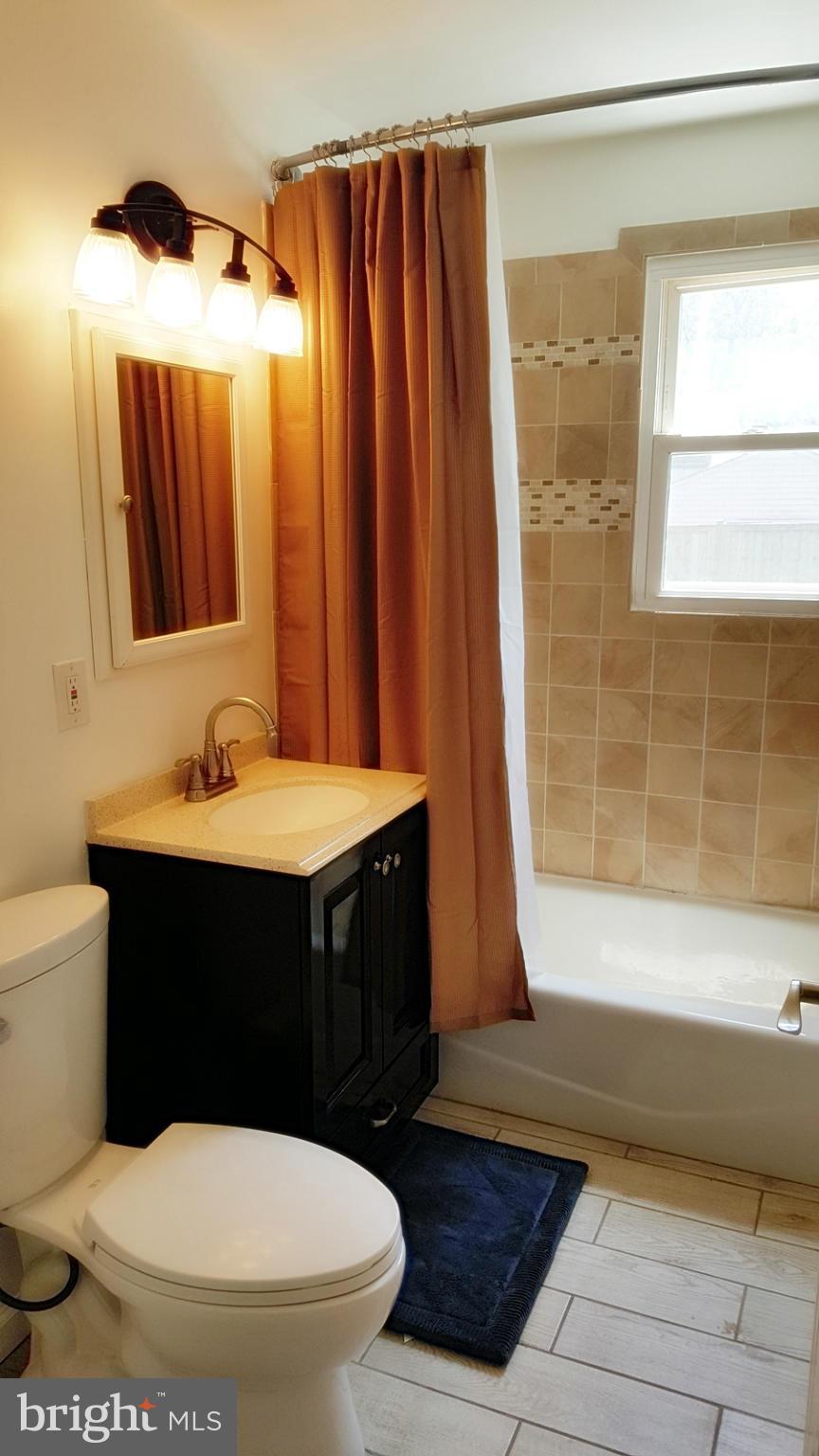 WEST LAWN - Residential