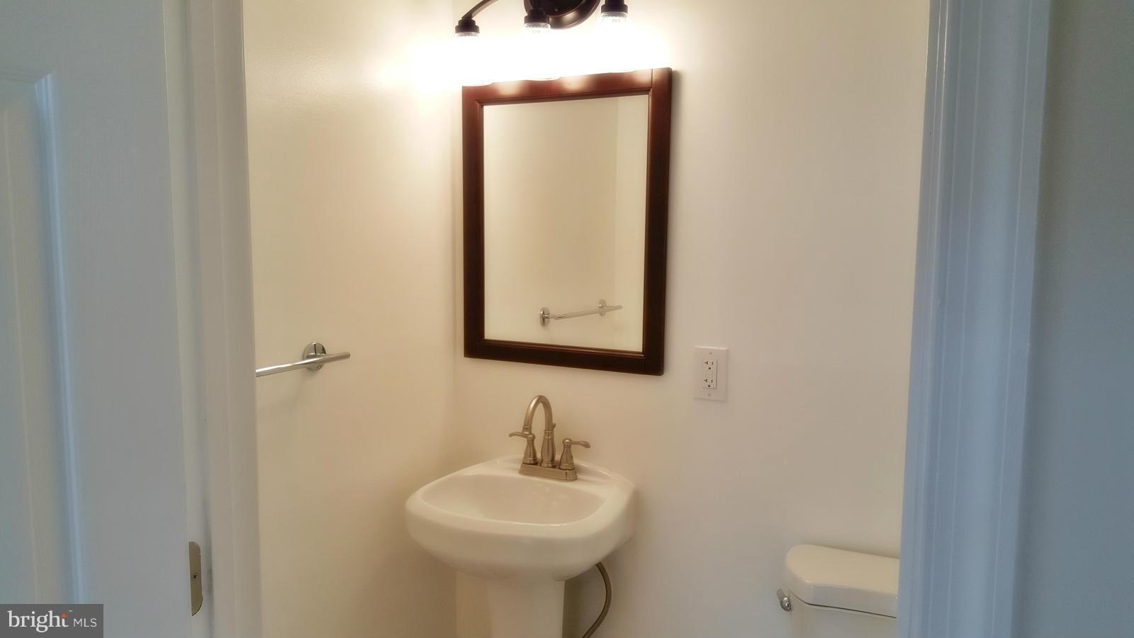 WEST LAWN - Residential