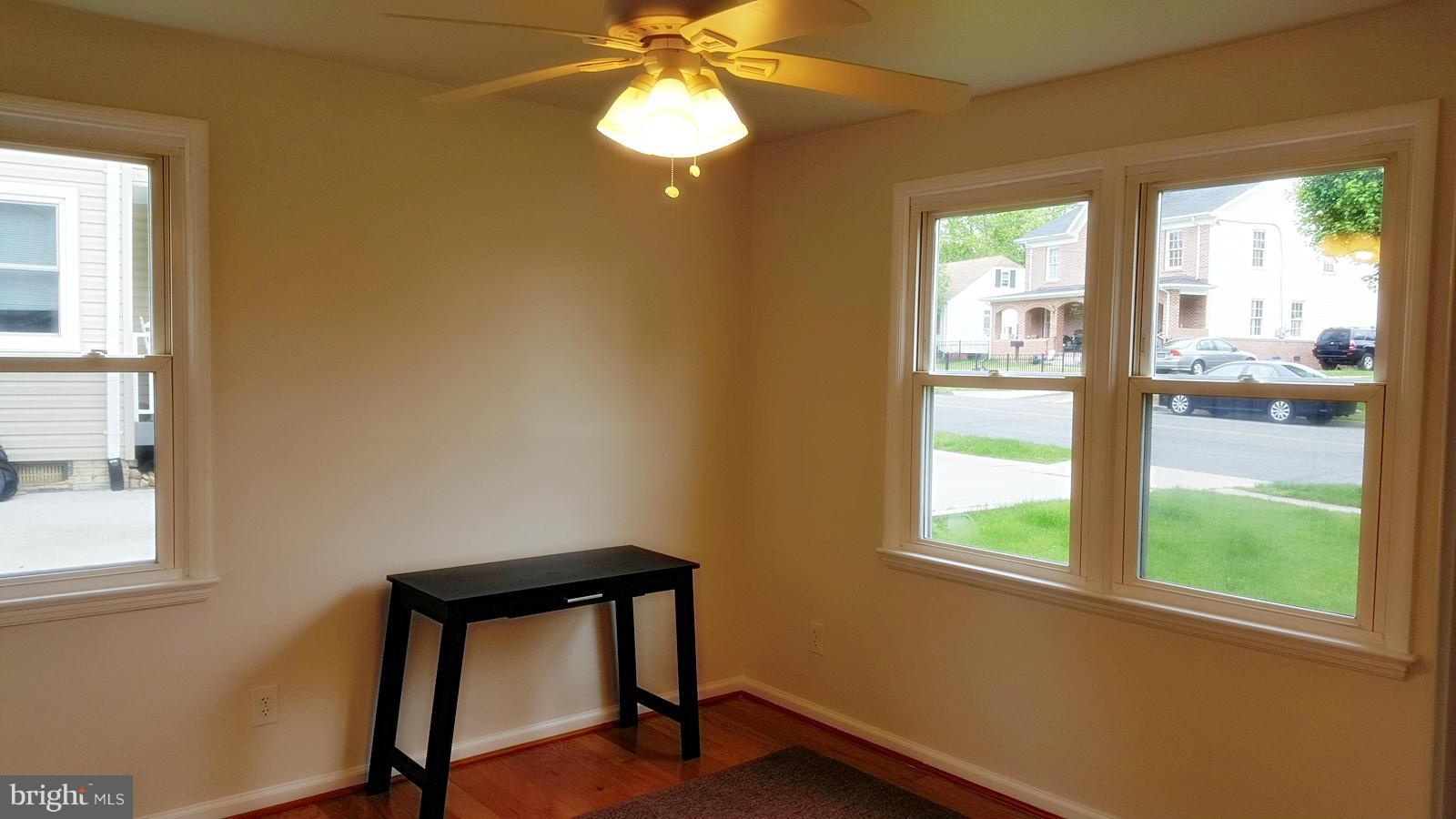 WEST LAWN - Residential