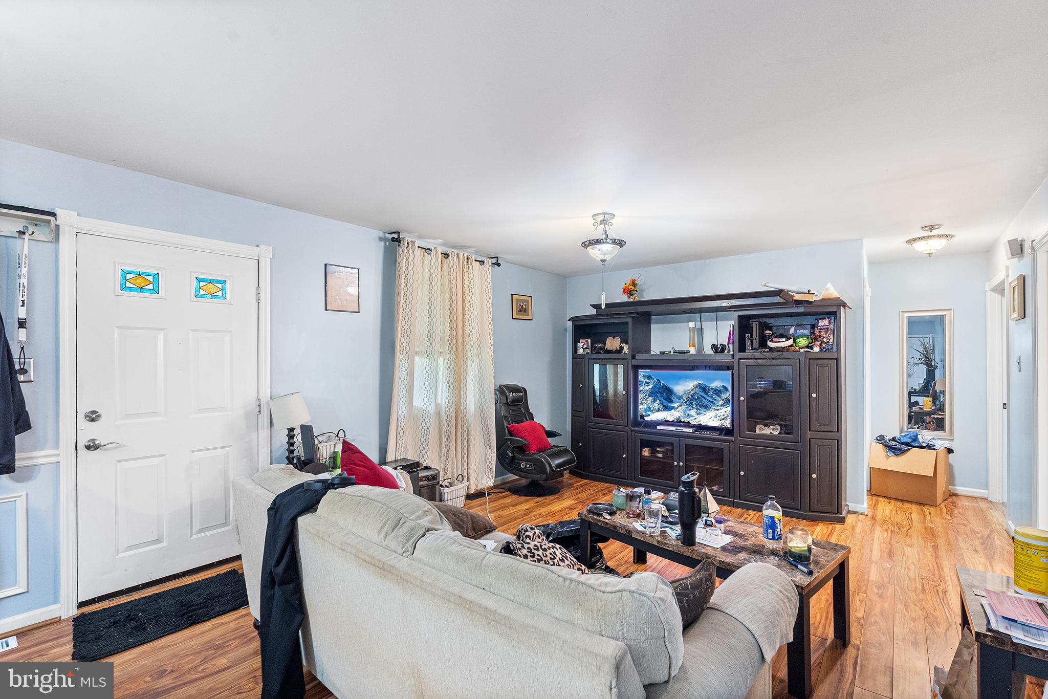5 ROOSEVELT BOULEVARD