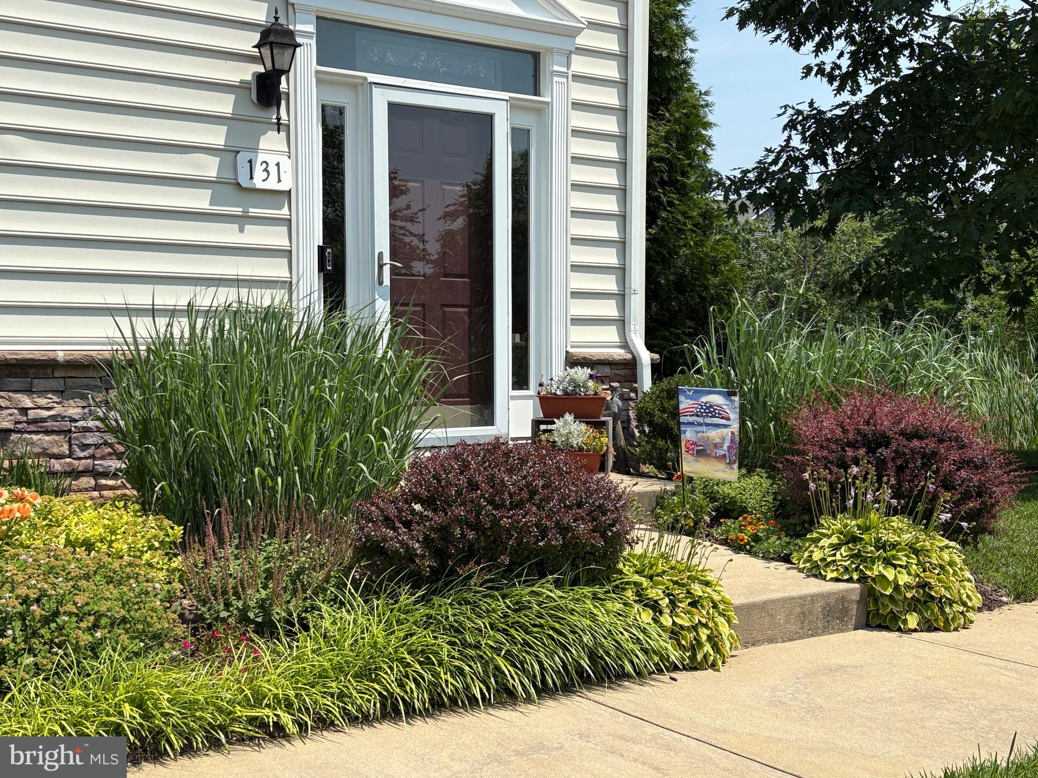 ELLENDALE - Residential