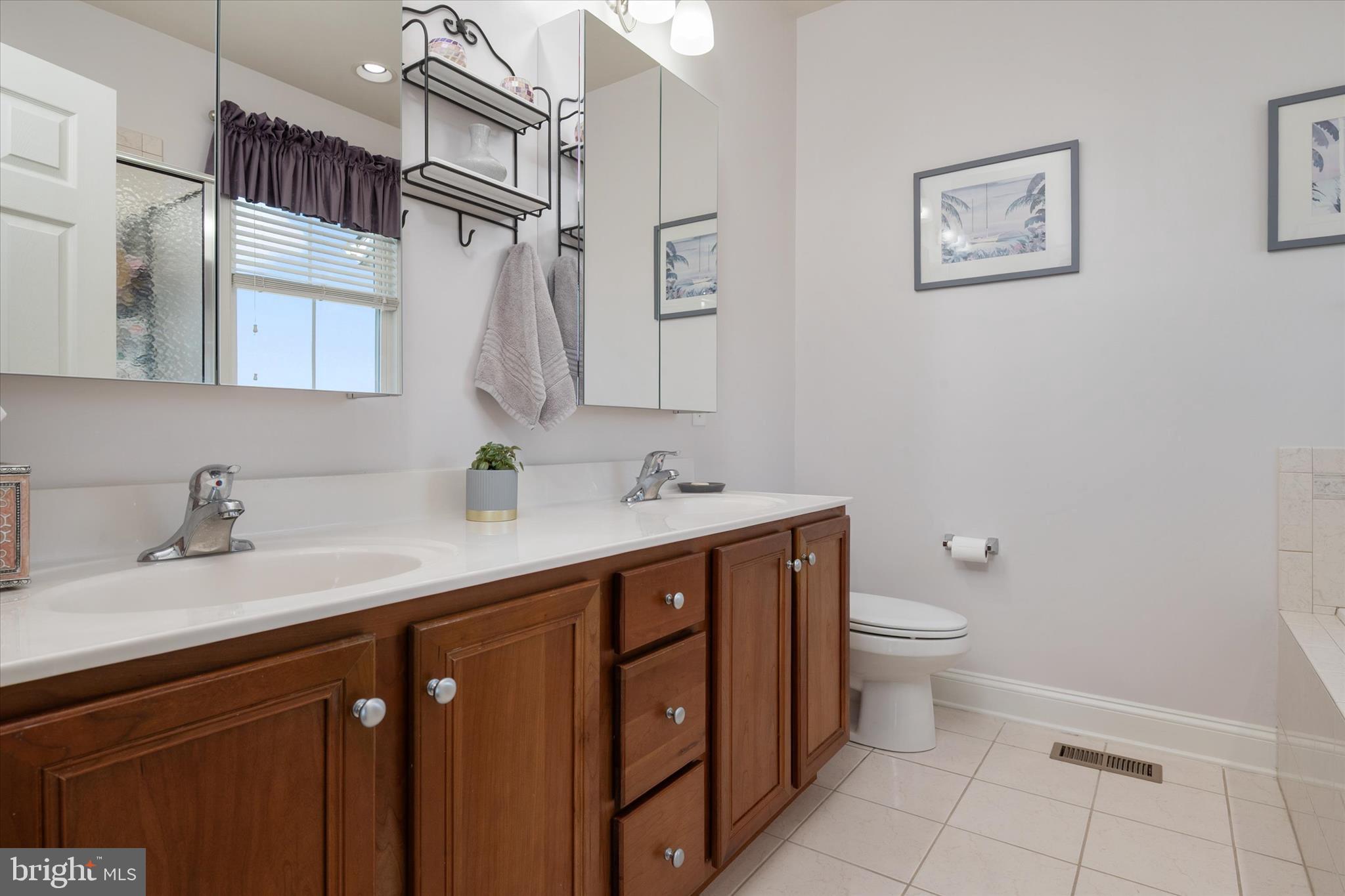 ELLENDALE - Residential