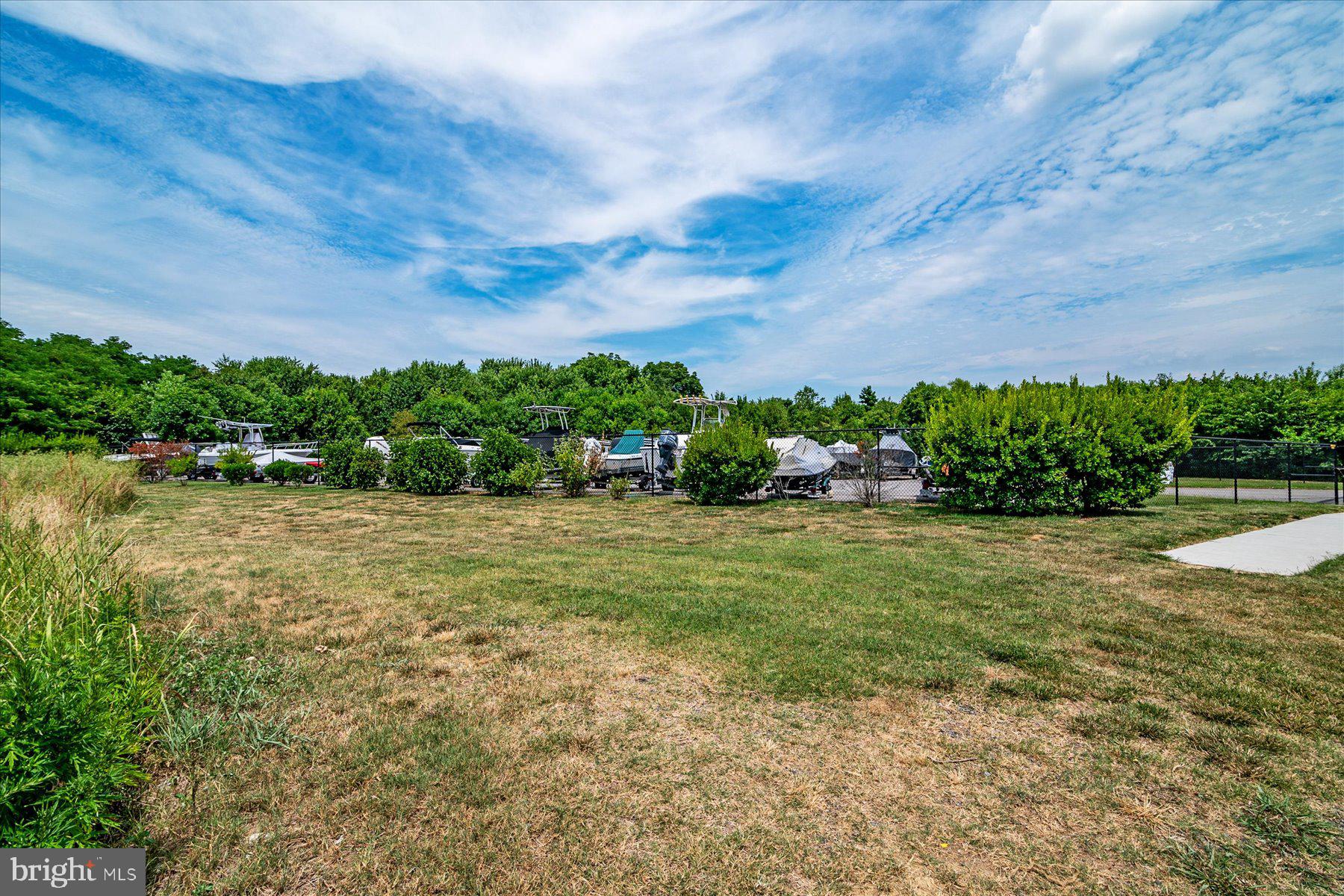 ELLENDALE - Residential