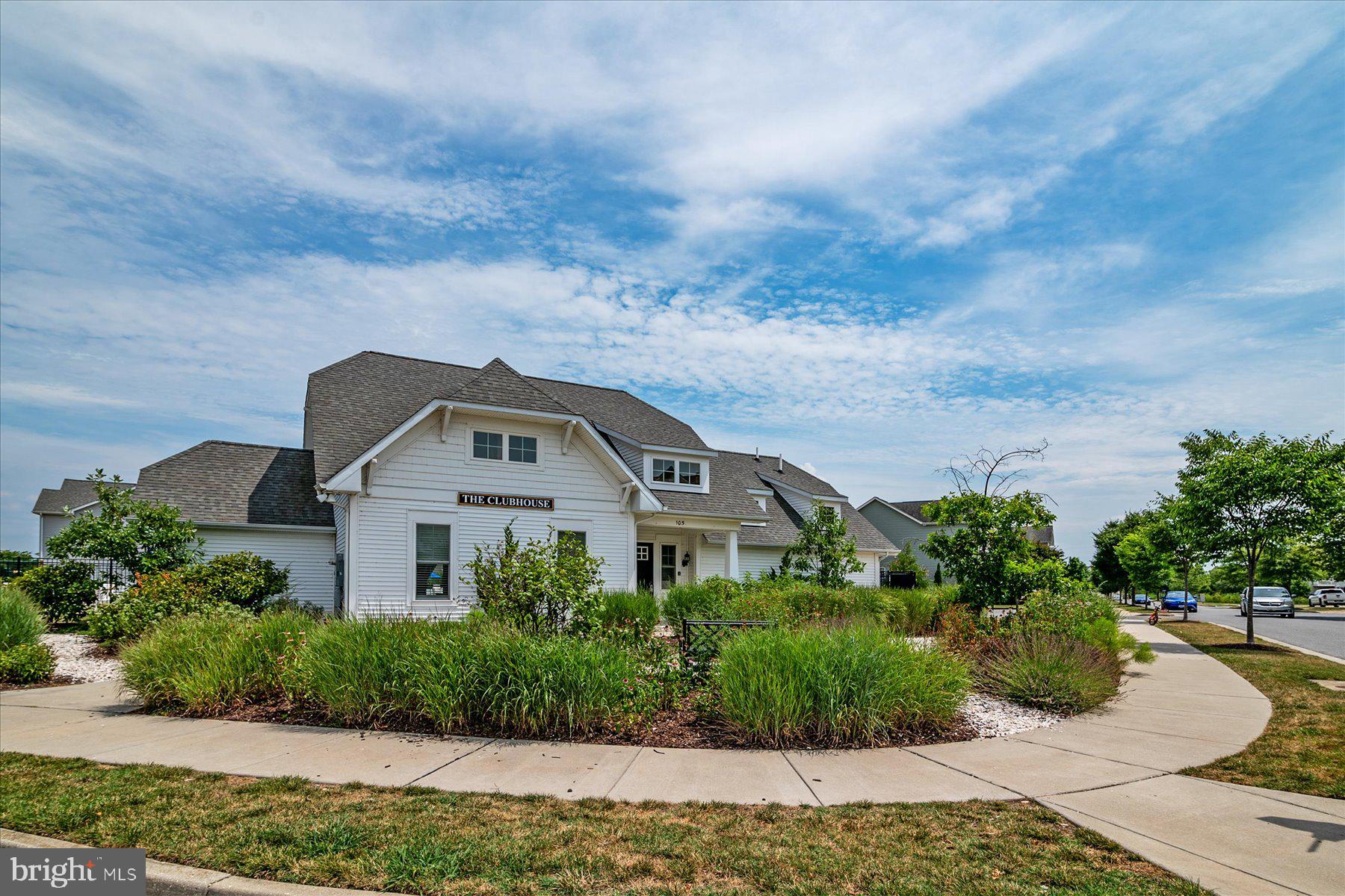 ELLENDALE - Residential