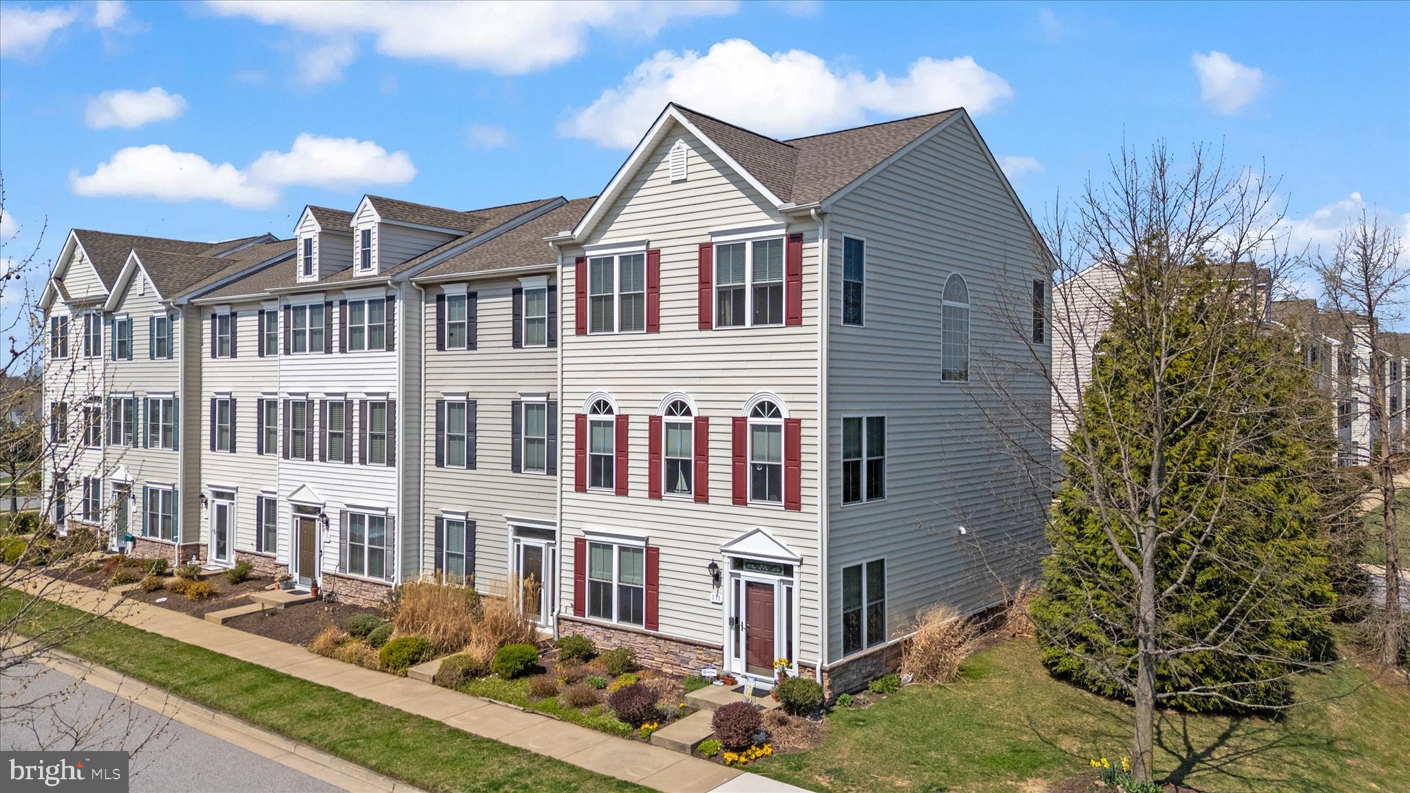 ELLENDALE - Residential