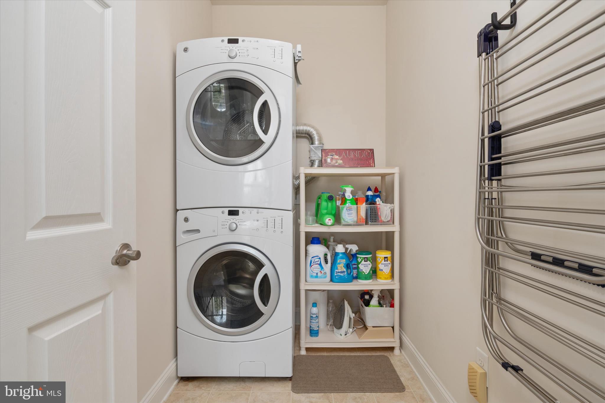 ELLENDALE - Residential