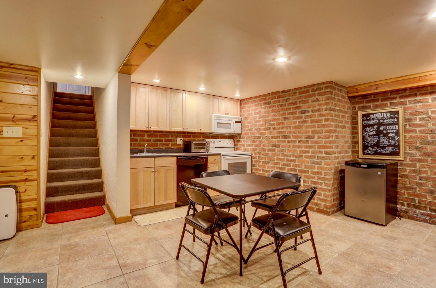 MOUNT JOY BOROUGH - Residential