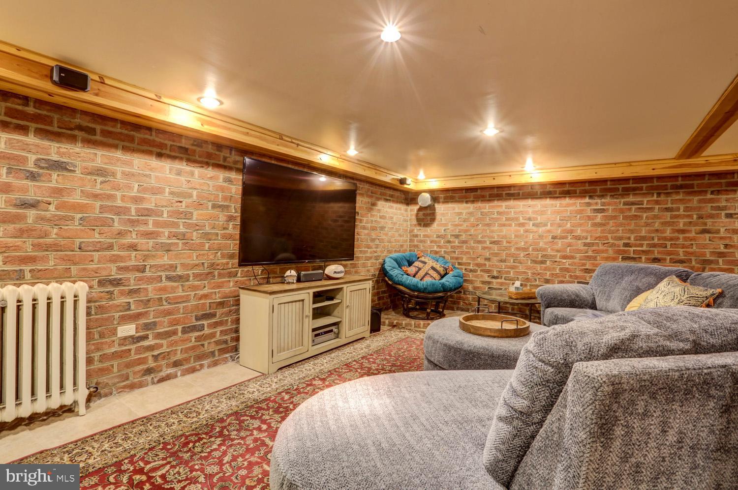 MOUNT JOY BOROUGH - Residential