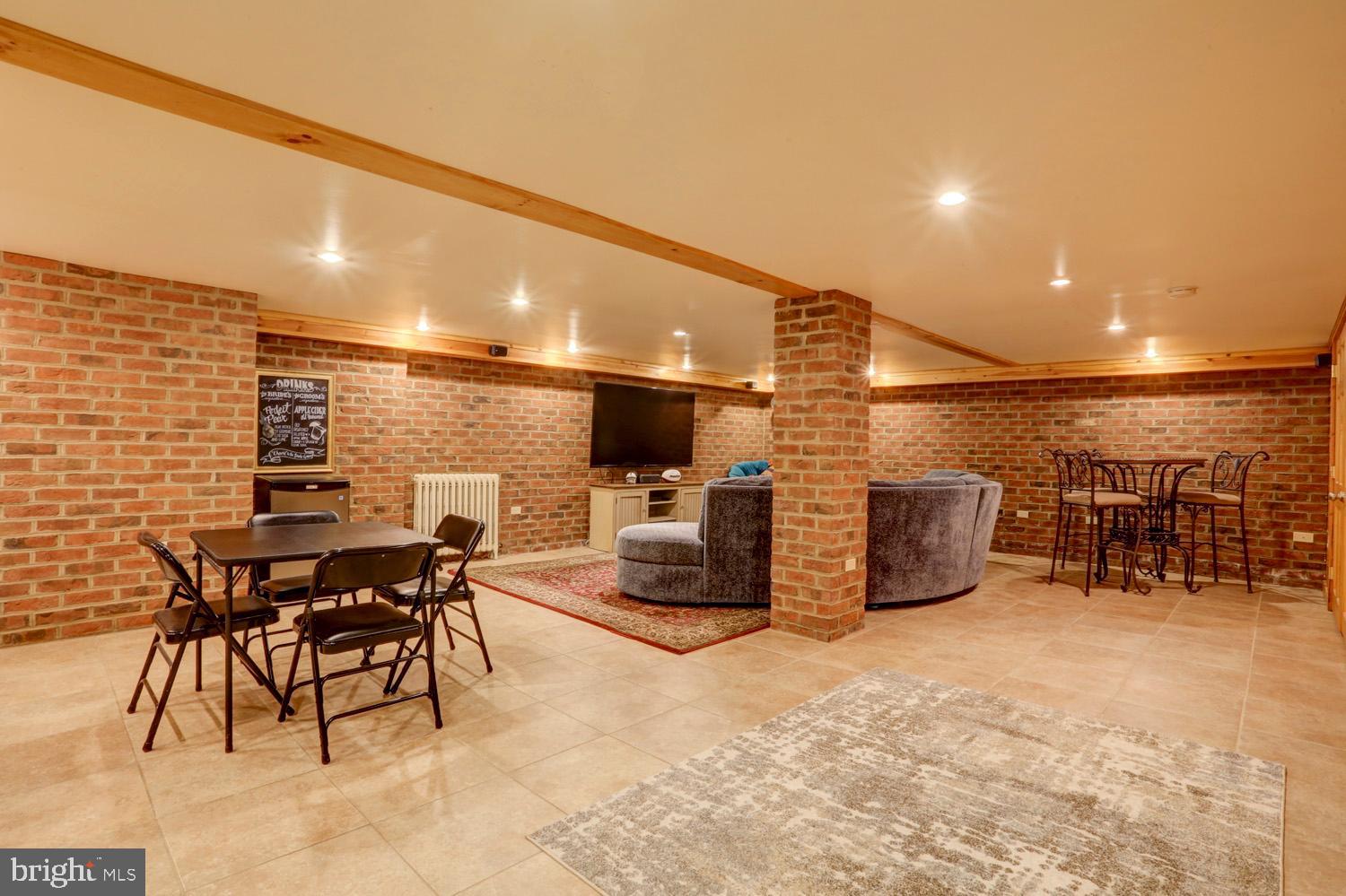 MOUNT JOY BOROUGH - Residential