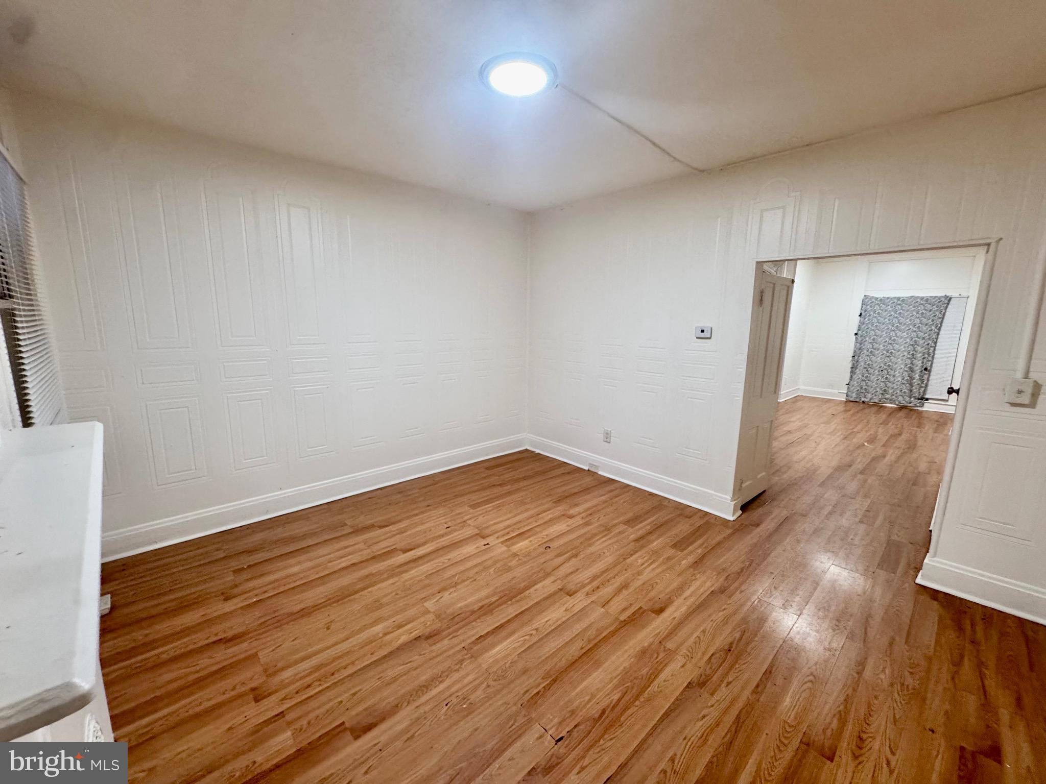 BROADWAY EAST - Residential