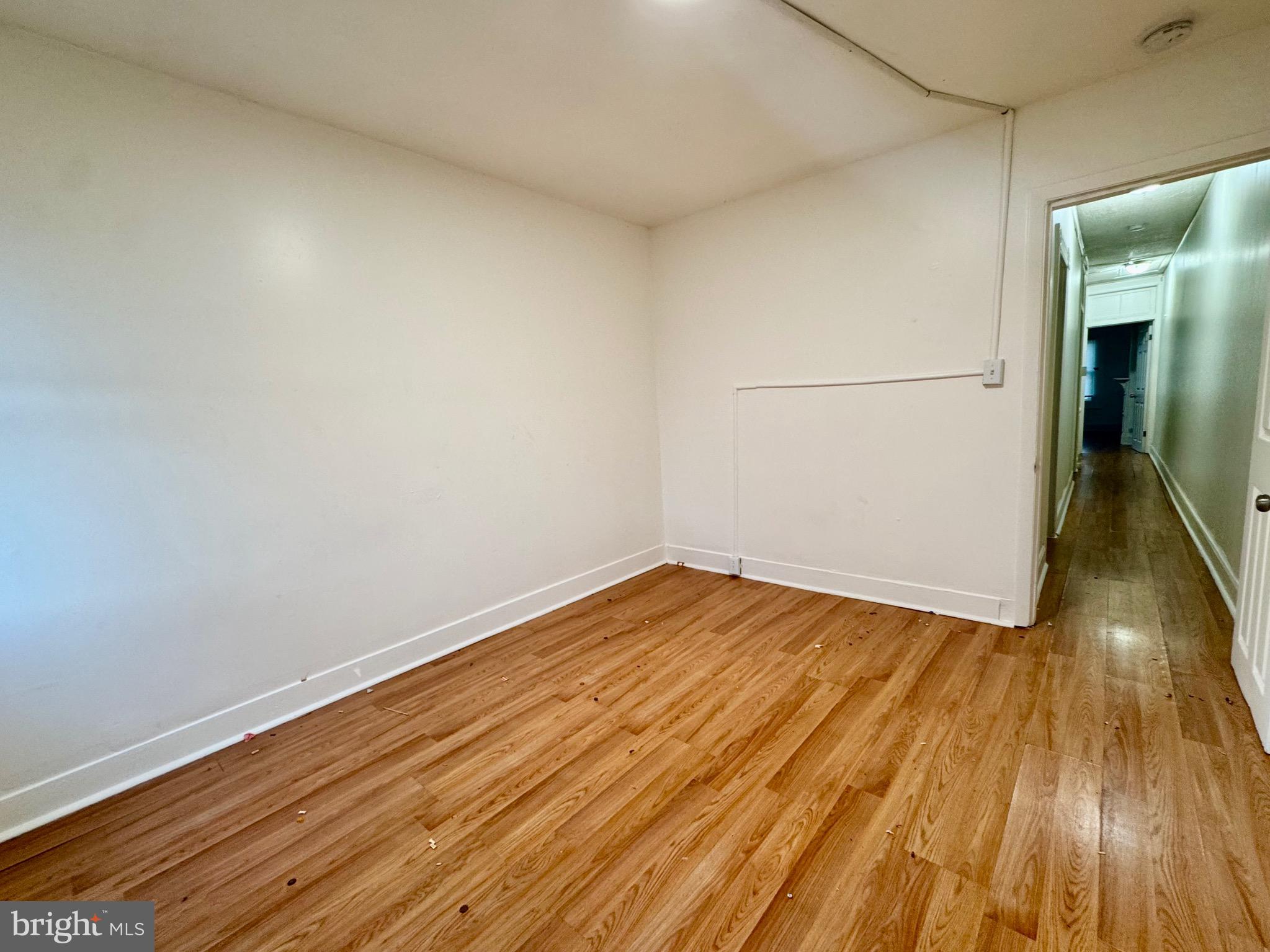 BROADWAY EAST - Residential