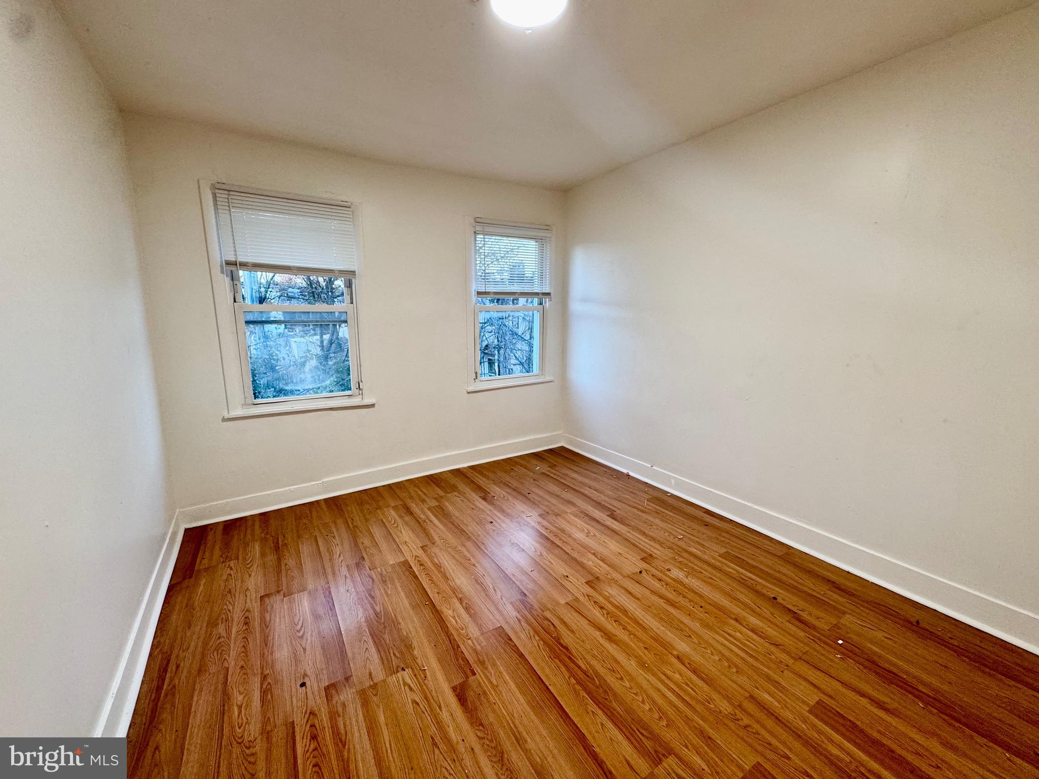 BROADWAY EAST - Residential