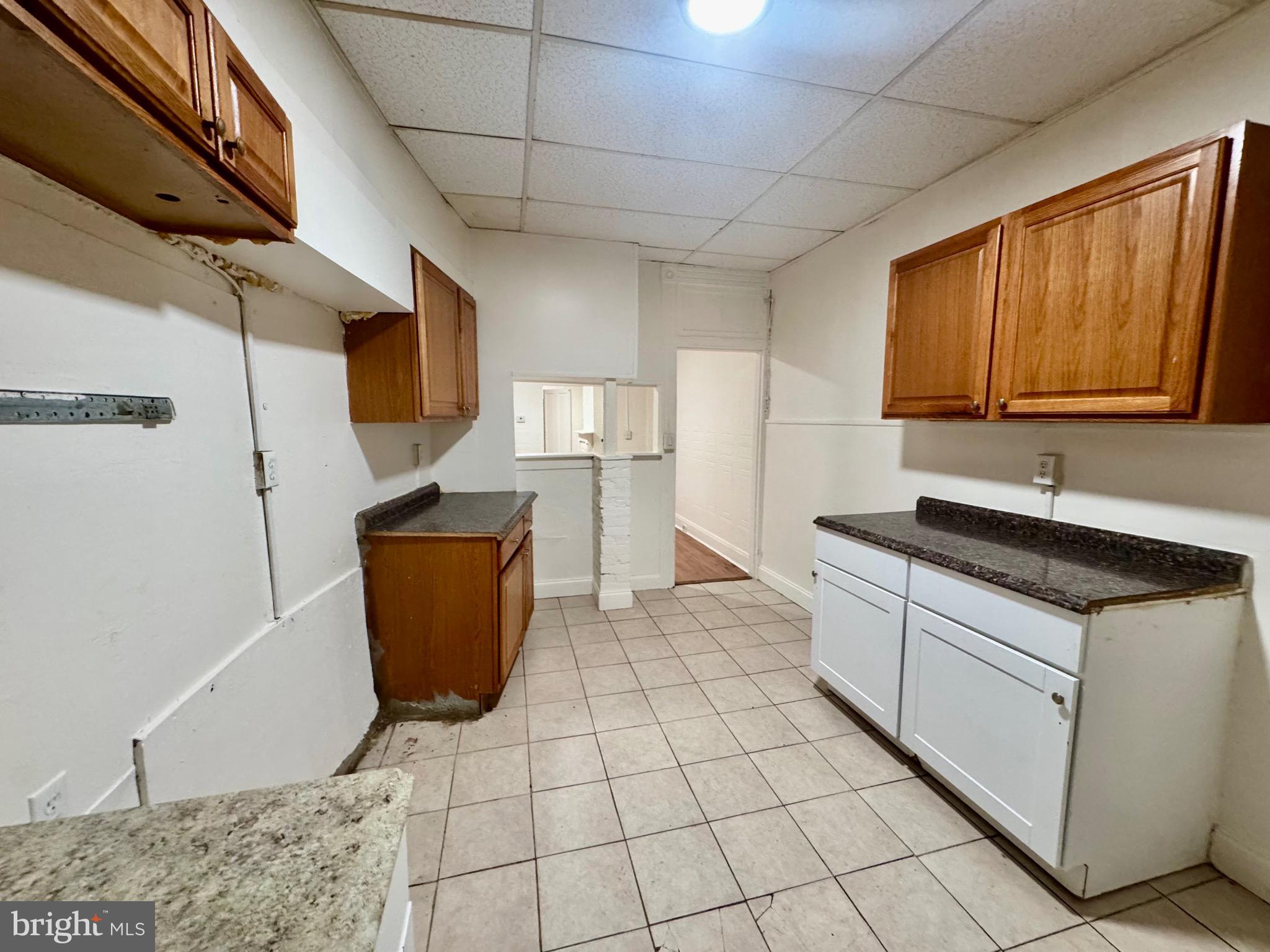 BROADWAY EAST - Residential