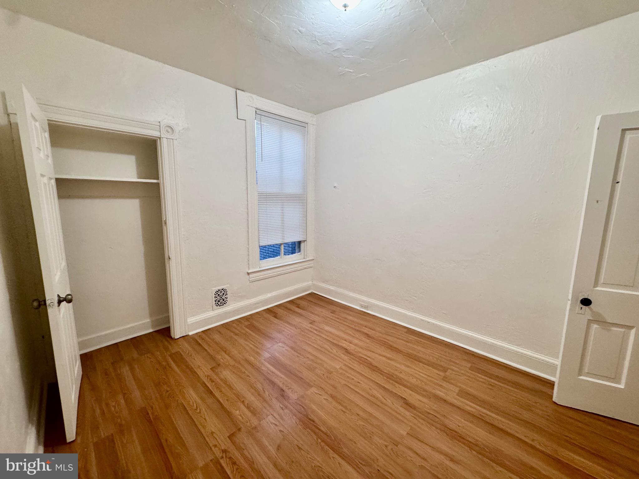 BROADWAY EAST - Residential