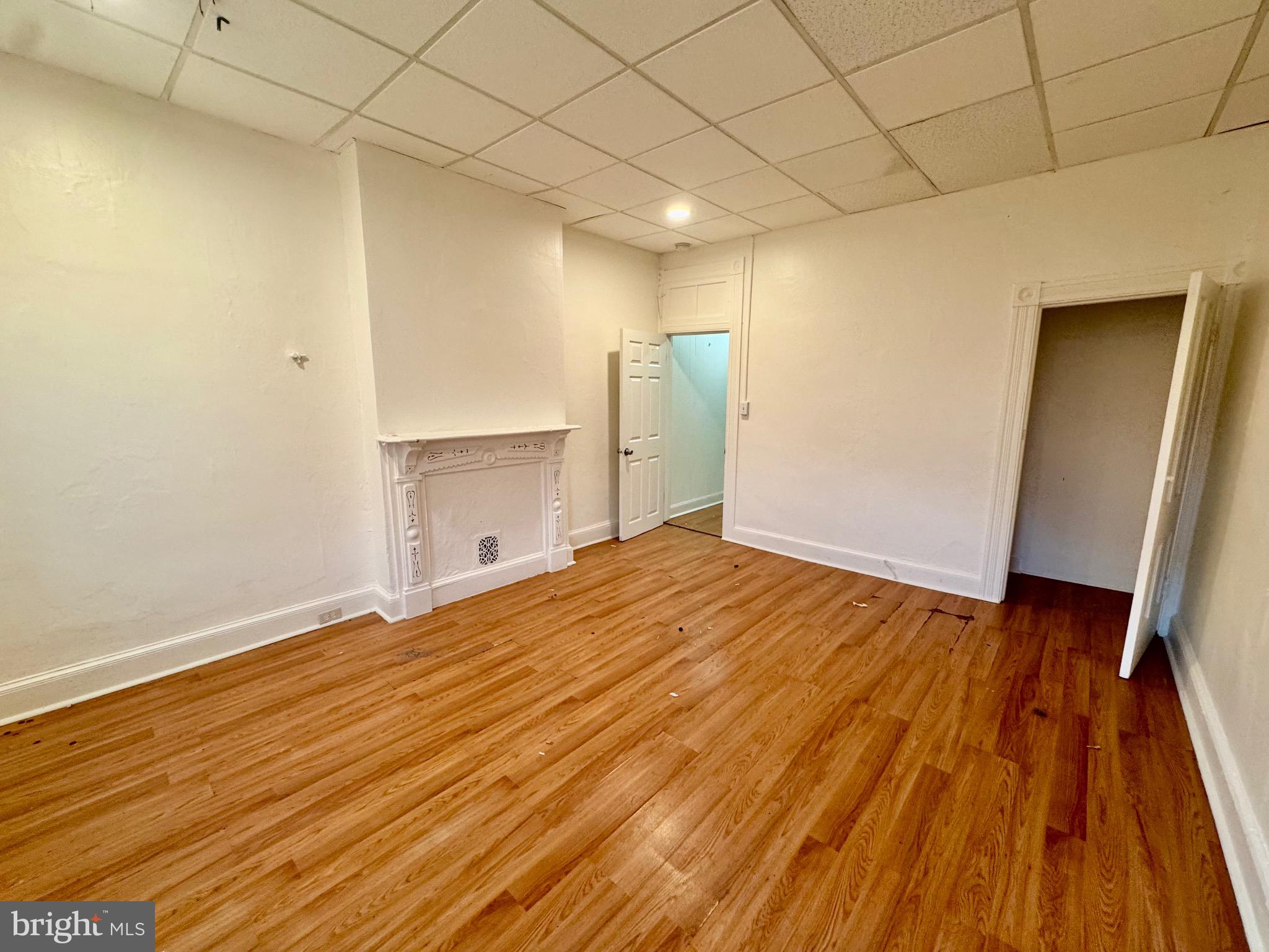 BROADWAY EAST - Residential