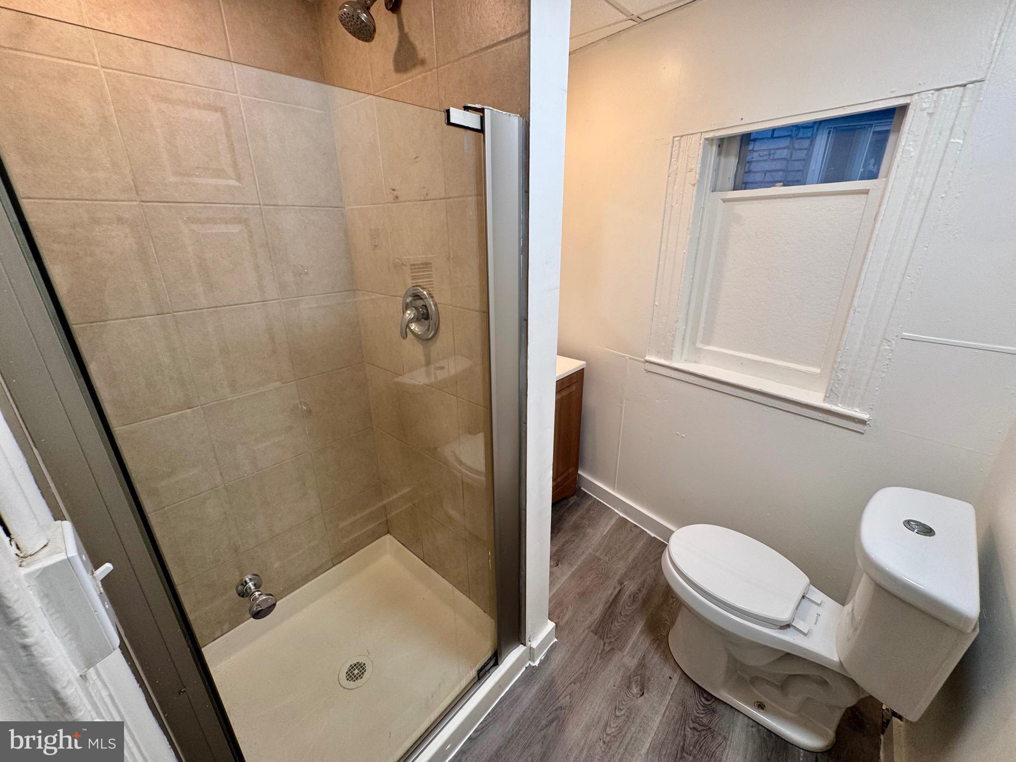 BROADWAY EAST - Residential