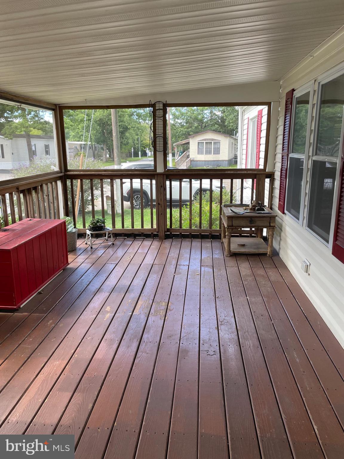 102 CEDAR LANE