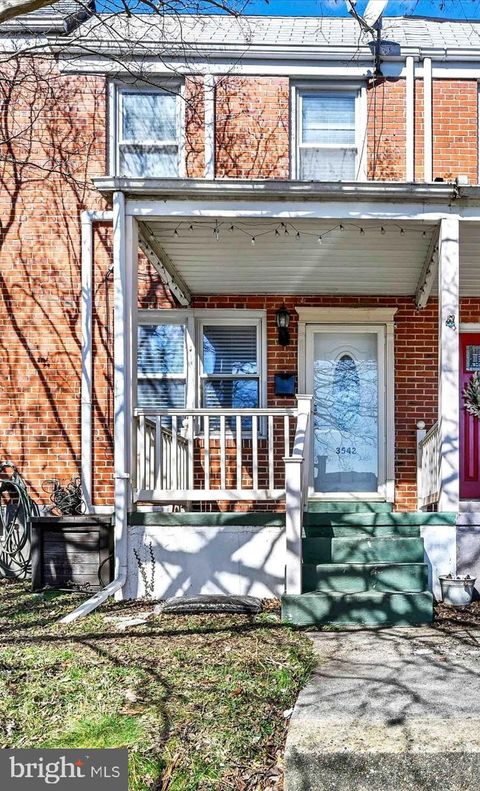 Townhouse For Sale - 3542 Benzinger Road<br/> BALTIMORE, MD 21229