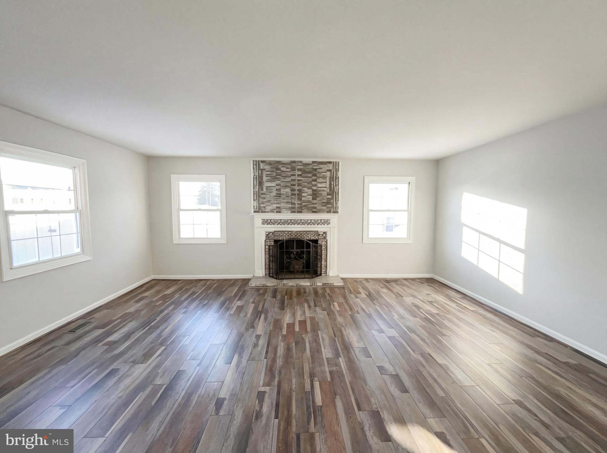 15717 PRESSWICK LANE