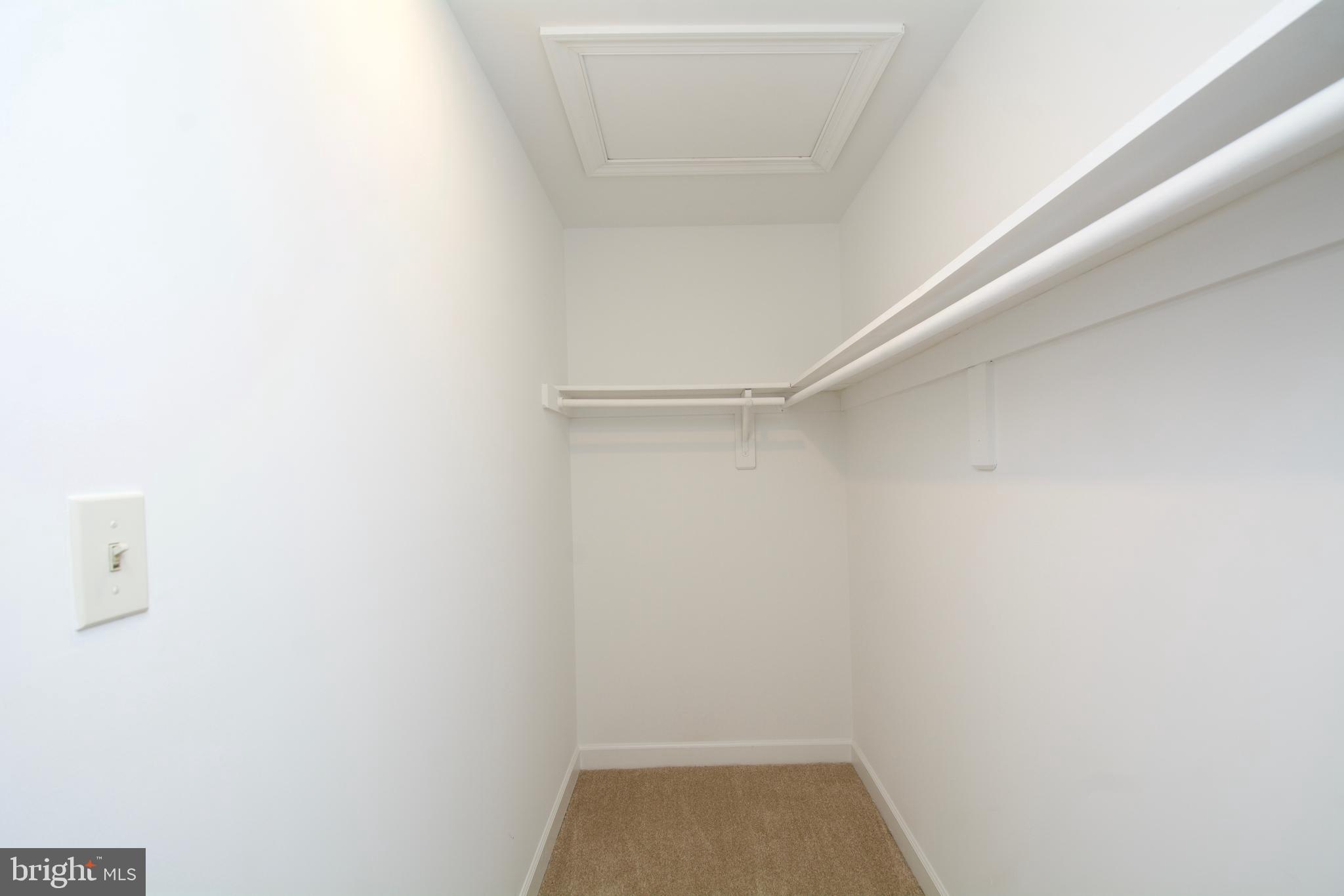 LITTLE ROCKY RUN - Residential