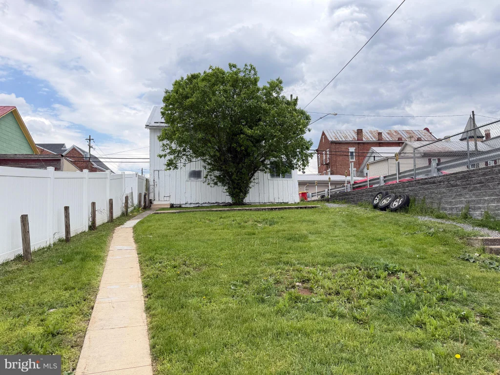 Additional image 21 of 18 E Main Street, Newville, PA 17241