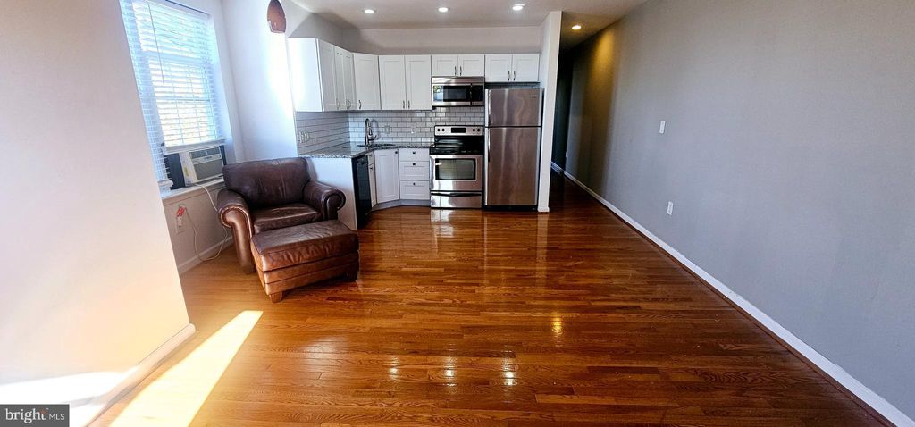 Photo of 362 W Ritner Street #3, PHILADELPHIA, PA 19148 (MLS # PAPH2575484)