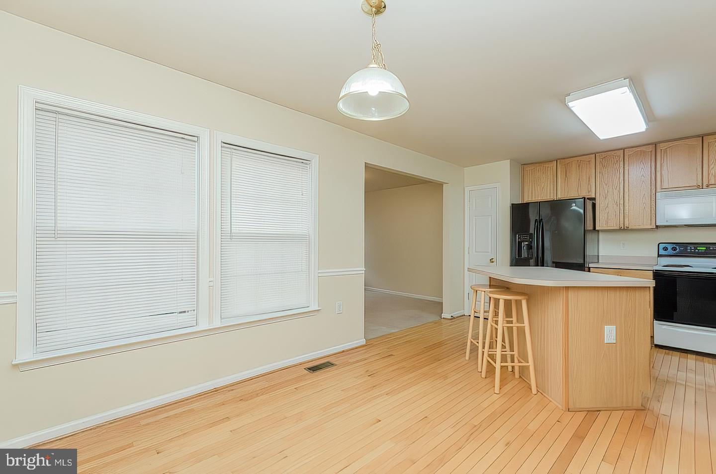 COUNTY GREEN - Residential