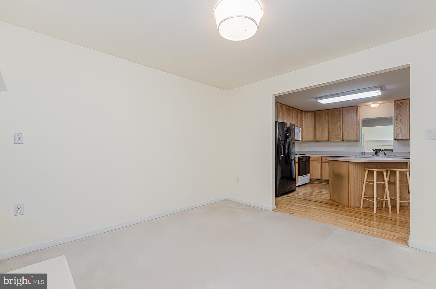 COUNTY GREEN - Residential