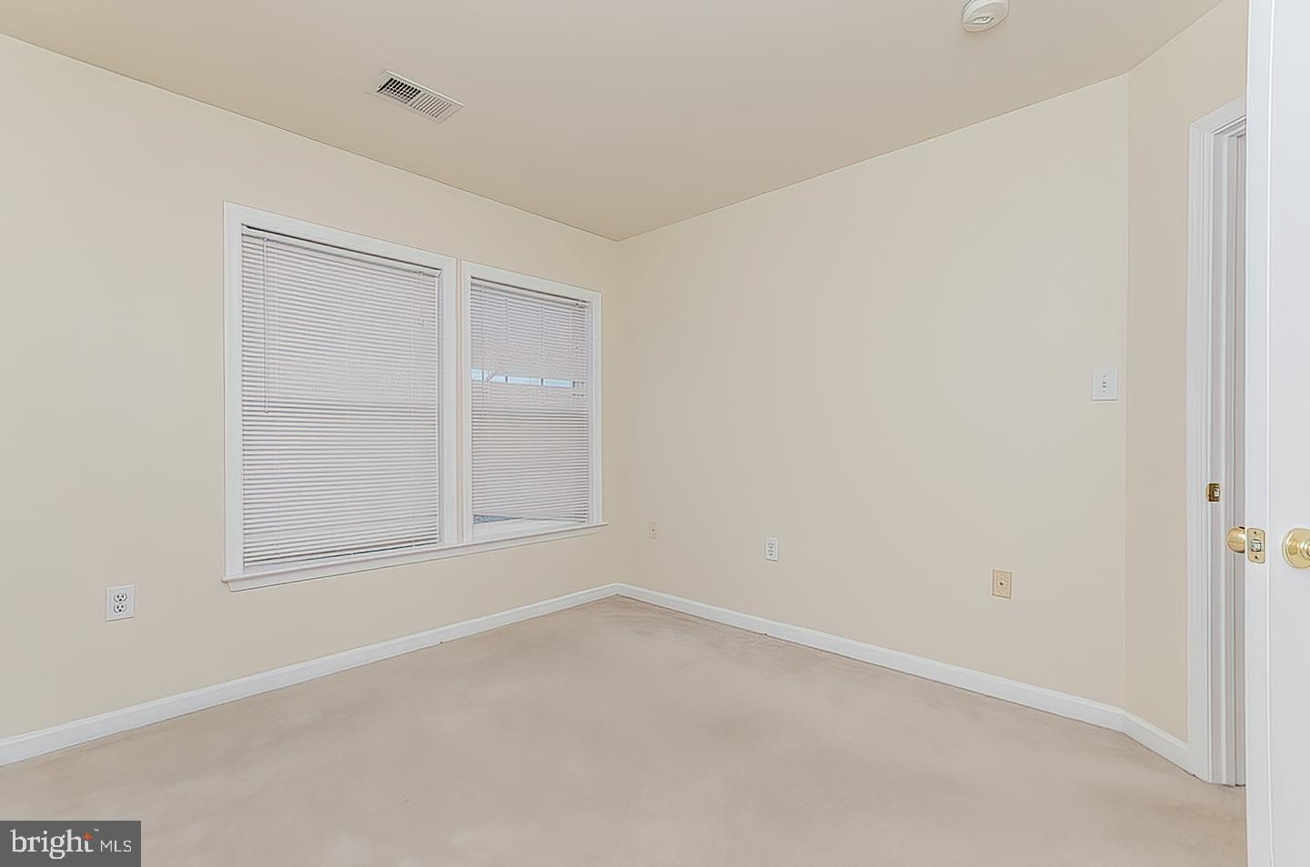 COUNTY GREEN - Residential