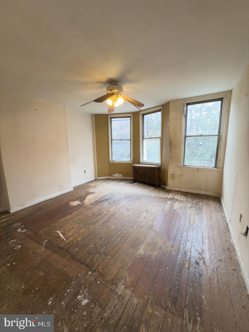 HAMPDEN HISTORIC DISTRICT - Residential